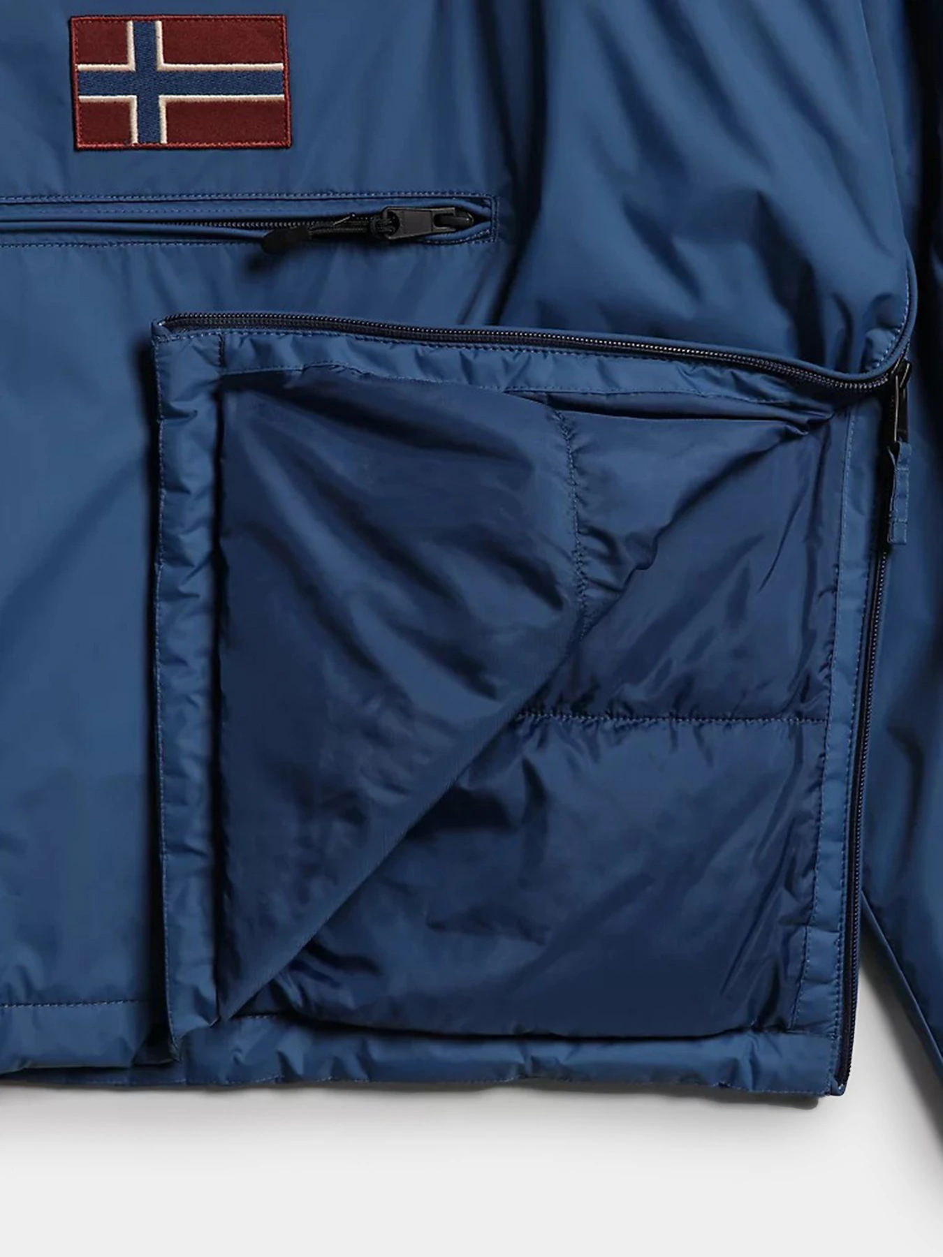 Куртки и дубленки Napapijri Northfarer модель NP0A4GS5BS51 Куртки и дубленки Napapijri Northfarer модель NP0A4GS5BS51 Фото