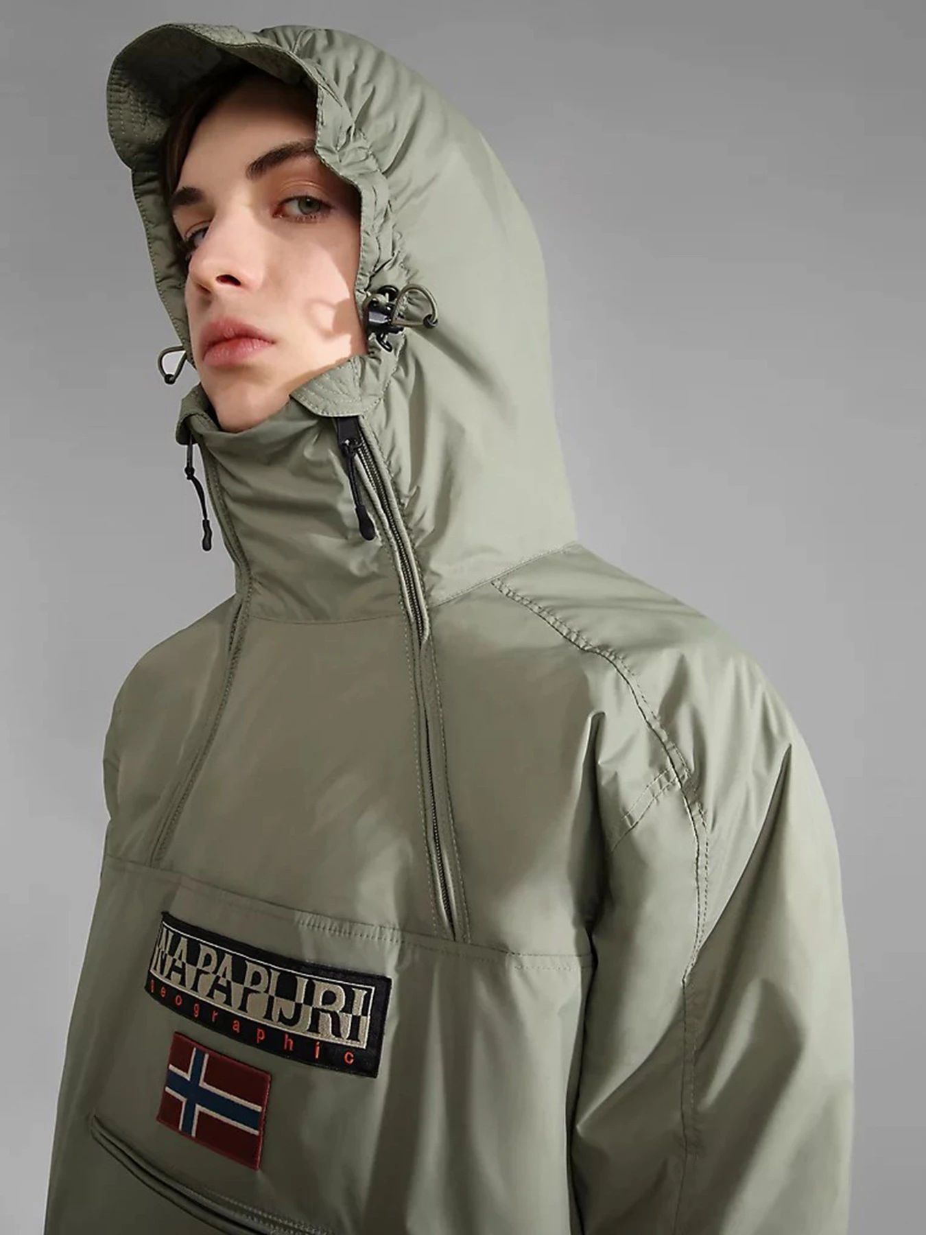 Куртки и дубленки Napapijri Northfarer модель NP0A4GS5GAE1 Куртки и дубленки Napapijri Northfarer модель NP0A4GS5GAE1 Фото