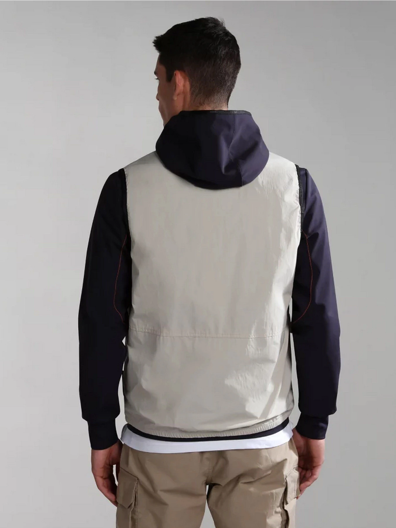 Куртки и дубленки Napapijri A-RIONAPO VEST модель NP0A4H2QN901 Куртки и дубленки Napapijri A-RIONAPO VEST модель NP0A4H2QN901 Фото