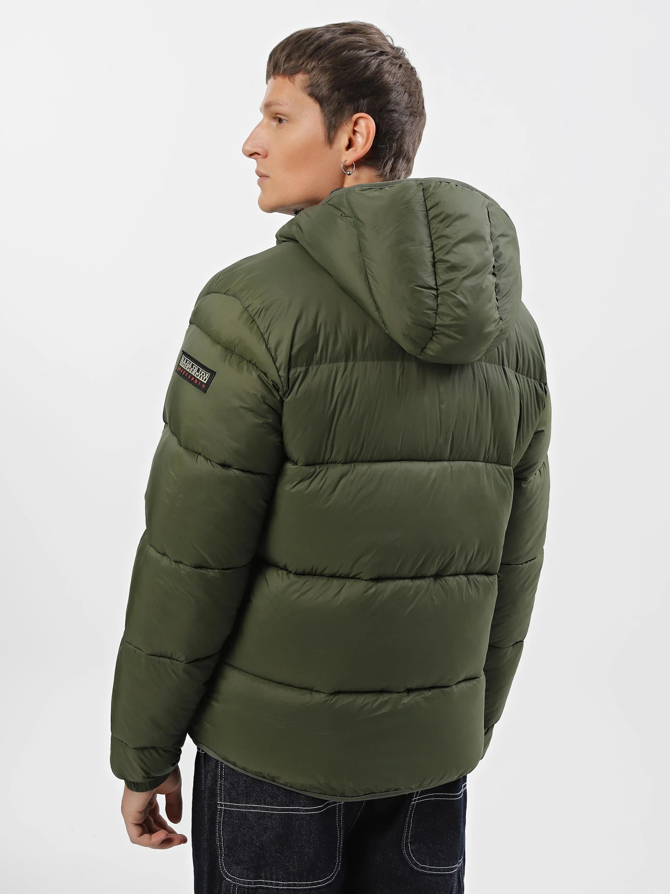 Куртки та дублянки Napapijri Suomi Hood Puffer модель NP0A4GJEGE41 Куртки та дублянки Napapijri Suomi Hood Puffer модель NP0A4GJEGE41 Фото