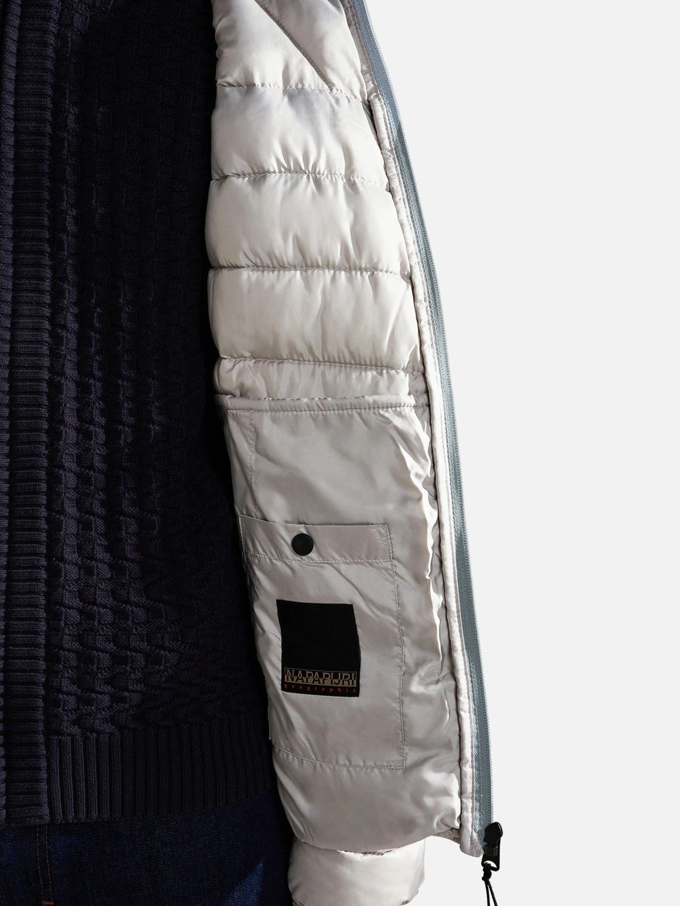 Куртки та дублянки Napapijri Aerons Hood Colour-block Puffer модель NP0A4GJLH541 Куртки та дублянки Napapijri Aerons Hood Colour-block Puffer модель NP0A4GJLH541 Фото