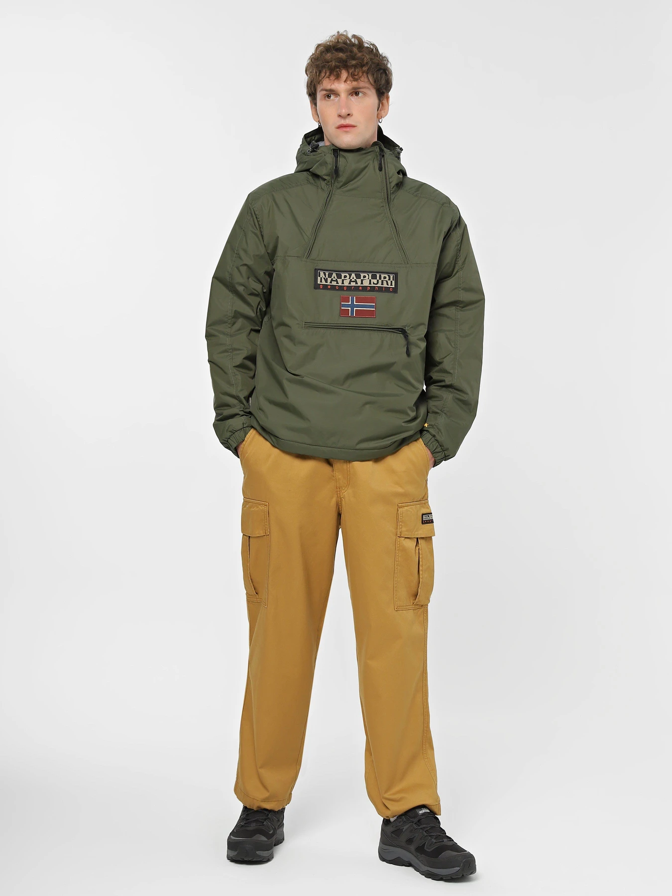 Куртки и дубленки Napapijri Northfarer Winter Anorak модель NP0A4GS5GE41 Куртки и дубленки Napapijri Northfarer Winter Anorak модель NP0A4GS5GE41 Фото