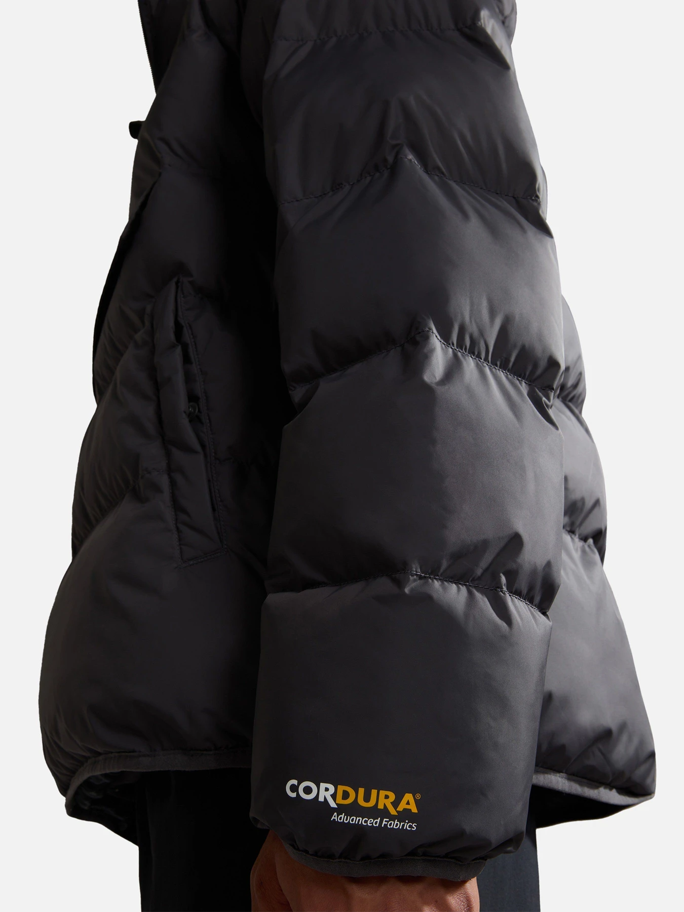 Куртки и дубленки Napapijri Rainforest Puffer модель NP0A4HMAH981 Куртки и дубленки Napapijri Rainforest Puffer модель NP0A4HMAH981 Фото