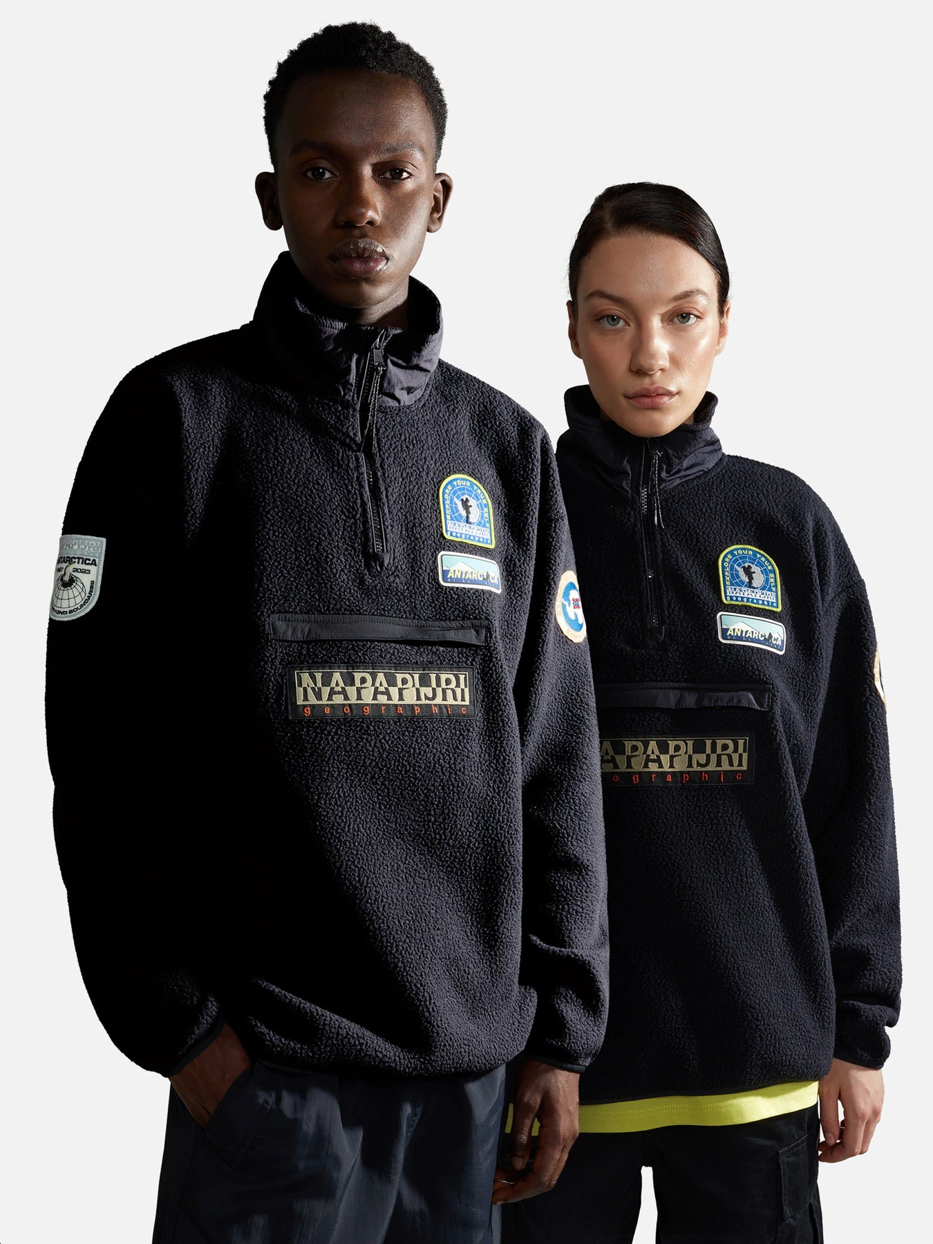 Худи и свитшоты Napapijri Mcmurdo Half-Zip Fleece модель NP0A4HDN0411 Худи и свитшоты Napapijri Mcmurdo Half-Zip Fleece модель NP0A4HDN0411 Фото