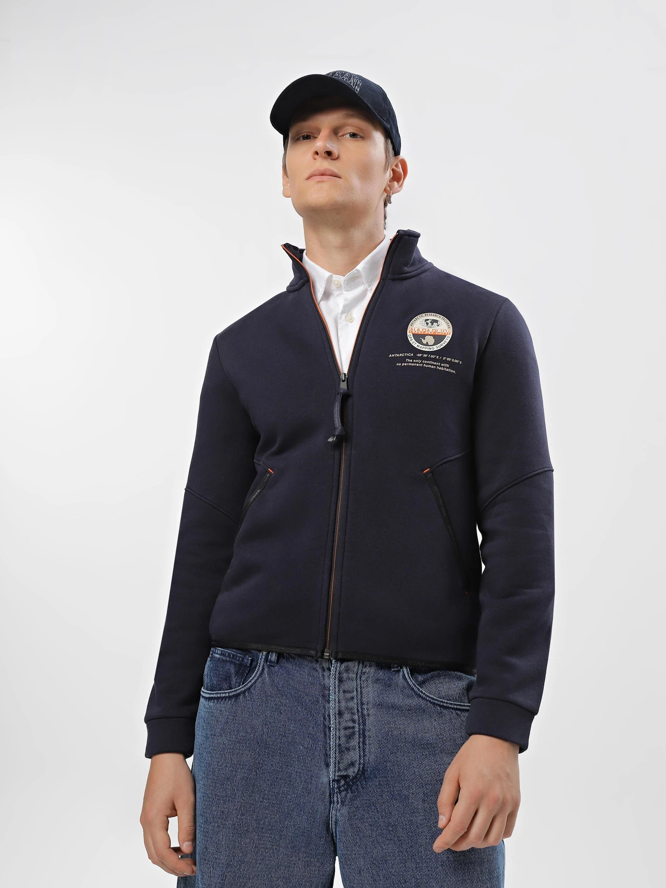 Худи и свитшоты Napapijri Argus Full-Zip модель NP0A4HE51761 Худи и свитшоты Napapijri Argus Full-Zip модель NP0A4HE51761 Фото