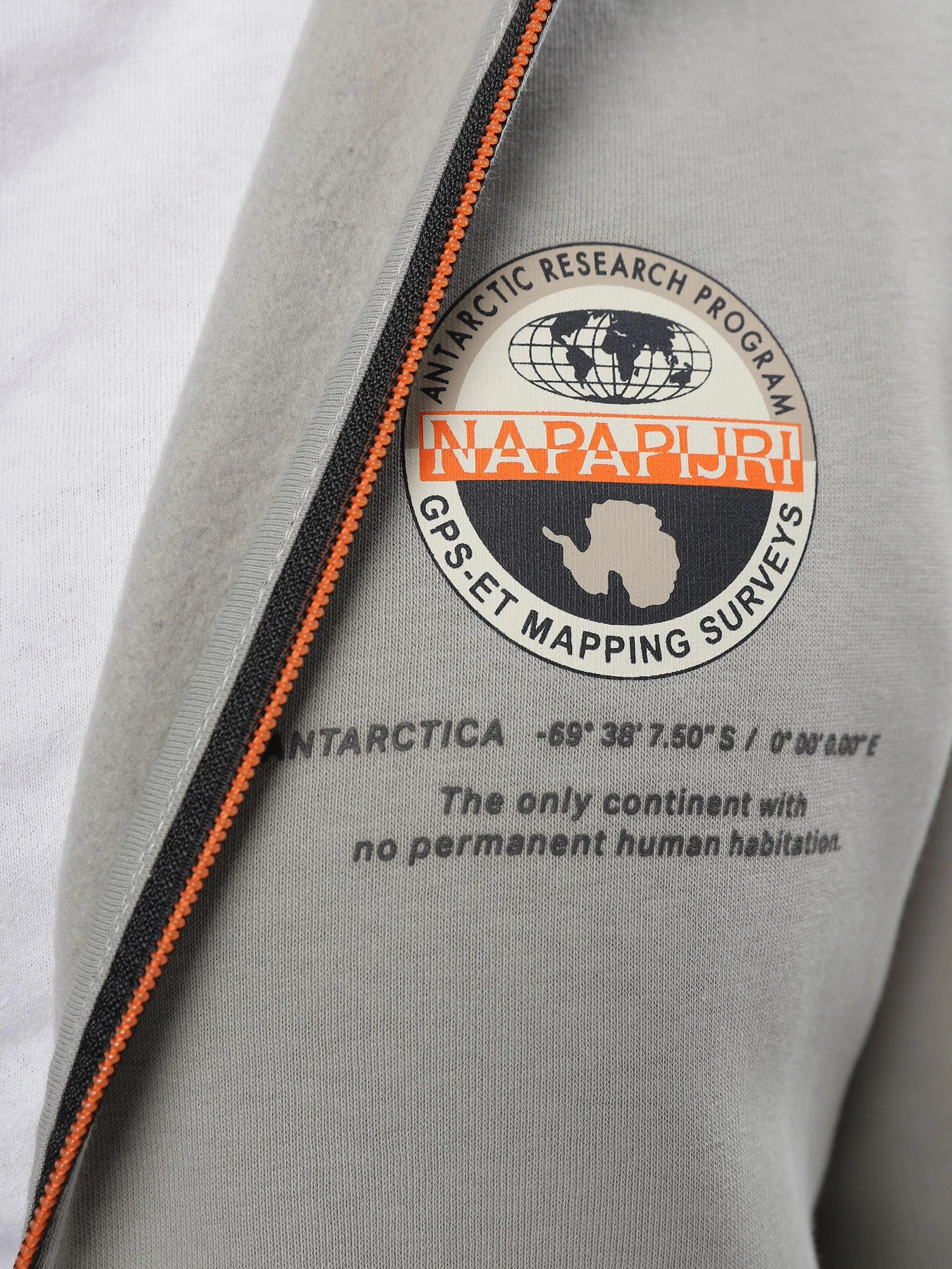 Худи и свитшоты Napapijri Argus Full-Zip модель NP0A4HE5H541 Худи и свитшоты Napapijri Argus Full-Zip модель NP0A4HE5H541 Фото