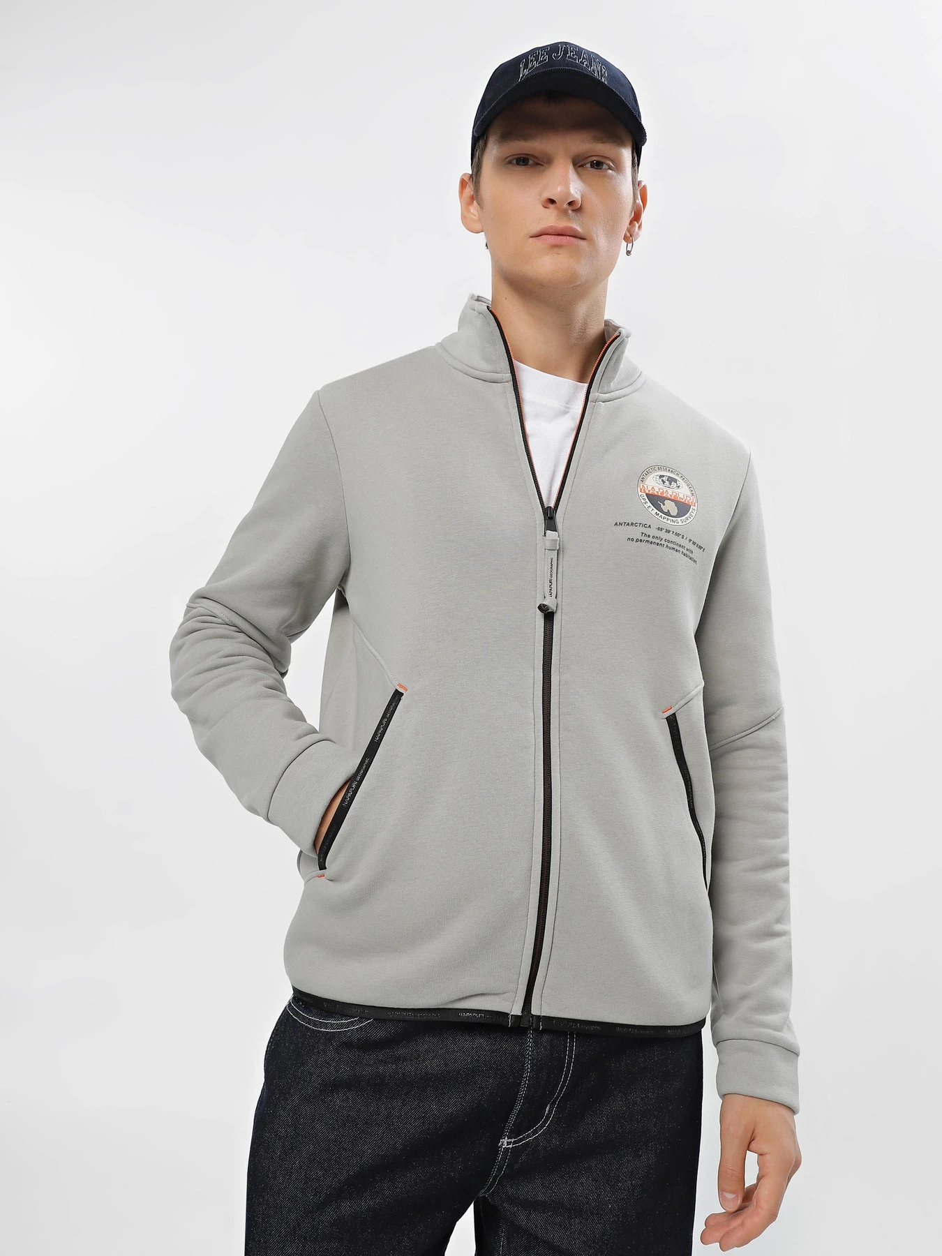 Худи и свитшоты Napapijri Argus Full-Zip модель NP0A4HE5H541 Худи и свитшоты Napapijri Argus Full-Zip модель NP0A4HE5H541 Фото