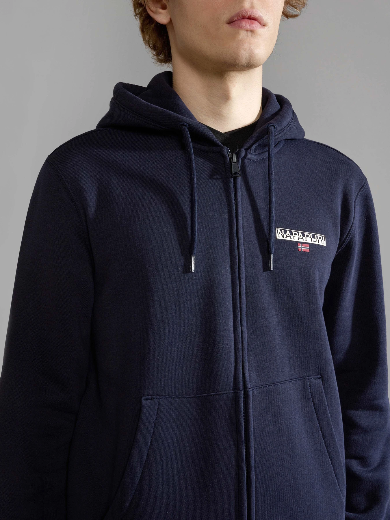 Худи и свитшоты Napapijri Ice Full-Zip модель NP0A4HI91761 Худи и свитшоты Napapijri Ice Full-Zip модель NP0A4HI91761 Фото
