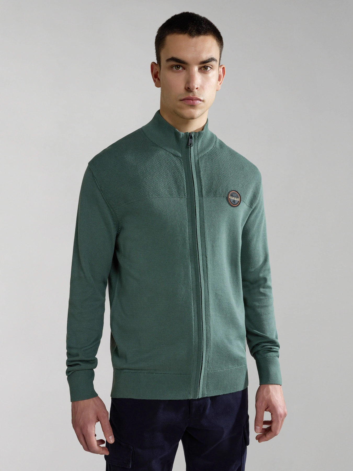 Худи и свитшоты Napapijri Derri Full-Zip модель NP0A4HMBG1L1 Худи и свитшоты Napapijri Derri Full-Zip модель NP0A4HMBG1L1 Фото