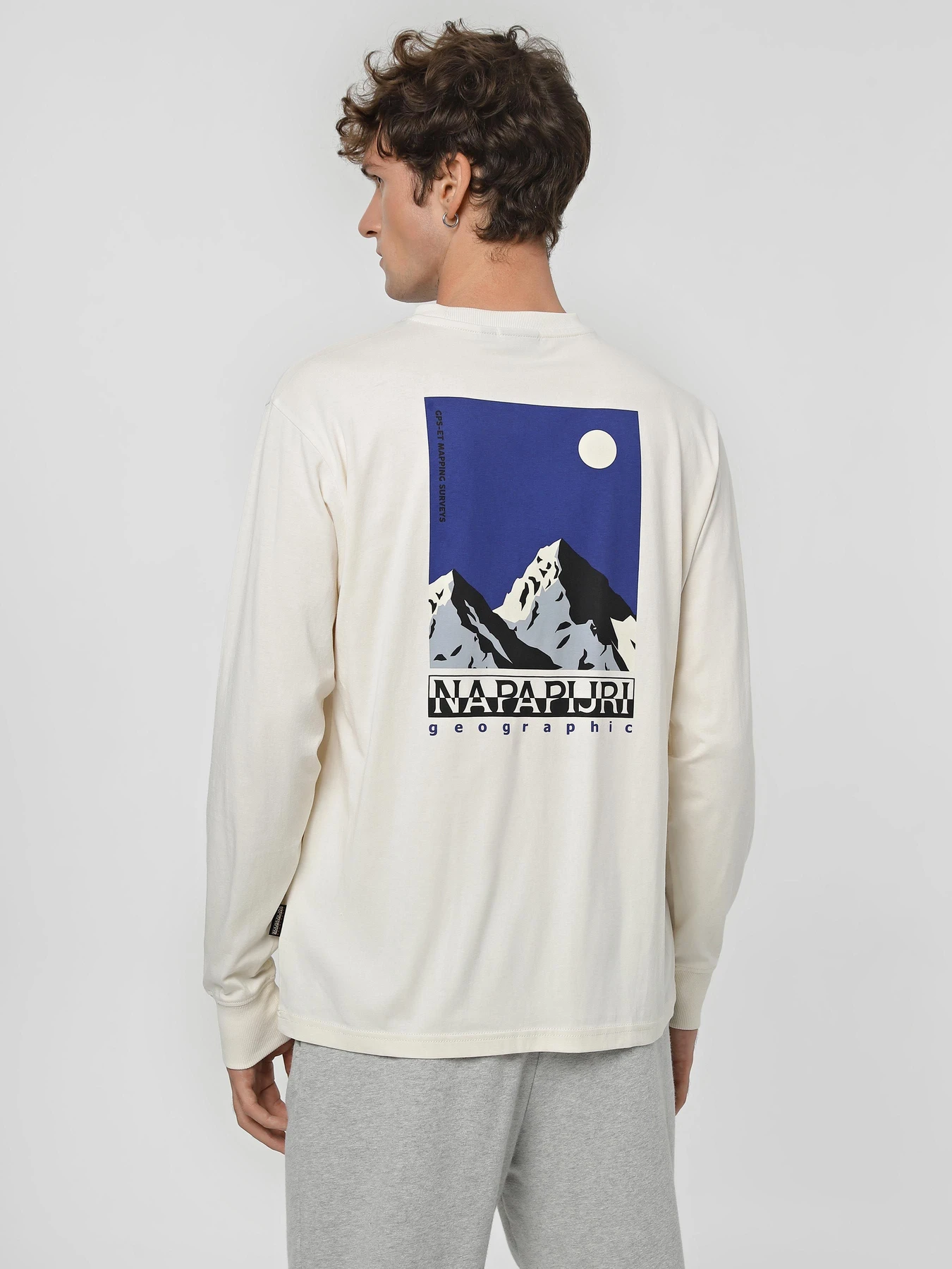Худи и свитшоты Napapijri Telemark модель NP0A4HREN1A1 Худи и свитшоты Napapijri Telemark модель NP0A4HREN1A1 Фото