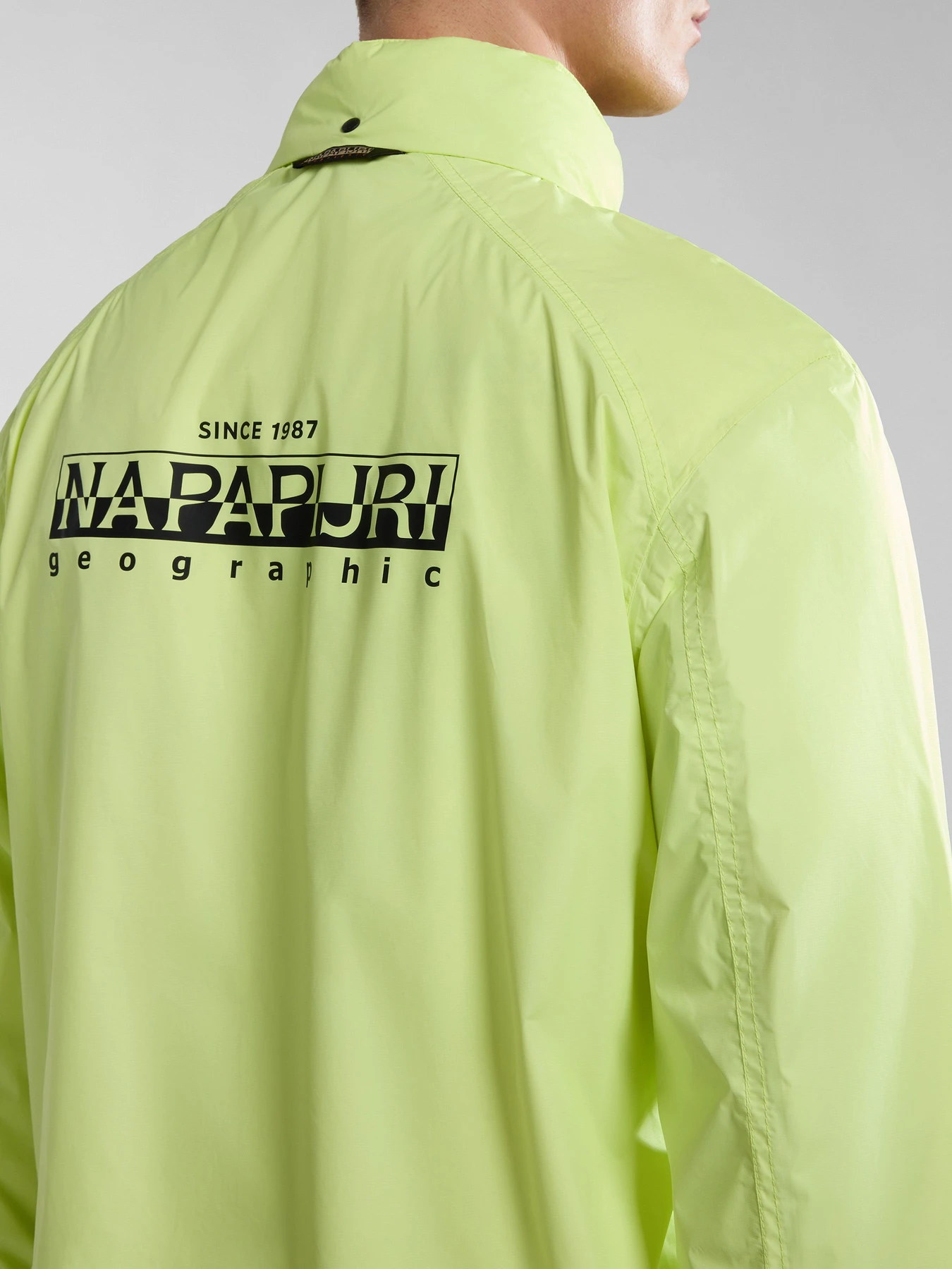 Куртки та дублянки Napapijri A-Cloudy модель NP0A4HPPY1I1 Куртки та дублянки Napapijri A-Cloudy модель NP0A4HPPY1I1 Фото