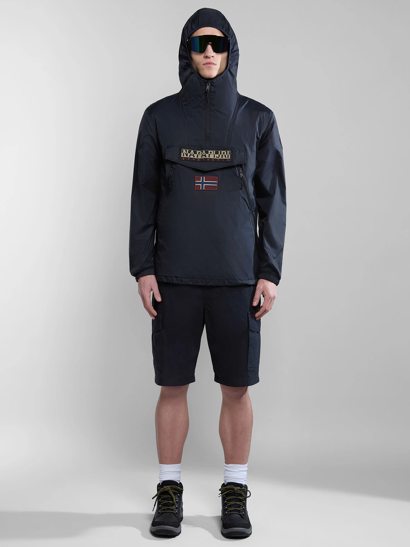Куртки и дубленки Napapijri Quarter Zip Fleece модель NP0A4HX60411 Куртки и дубленки Napapijri Quarter Zip Fleece модель NP0A4HX60411 Фото