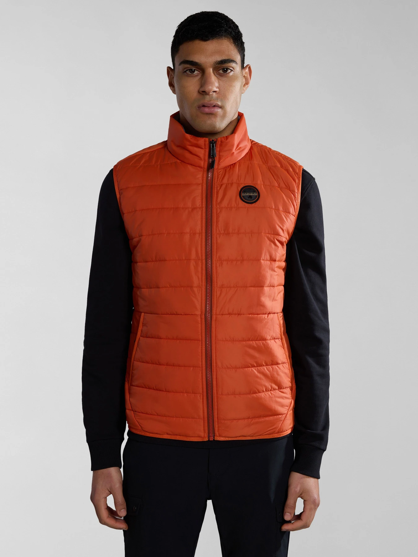 Куртки и дубленки Napapijri Acalmar Vest 6 модель NP0A4H8GA621 Куртки и дубленки Napapijri Acalmar Vest 6 модель NP0A4H8GA621 Фото