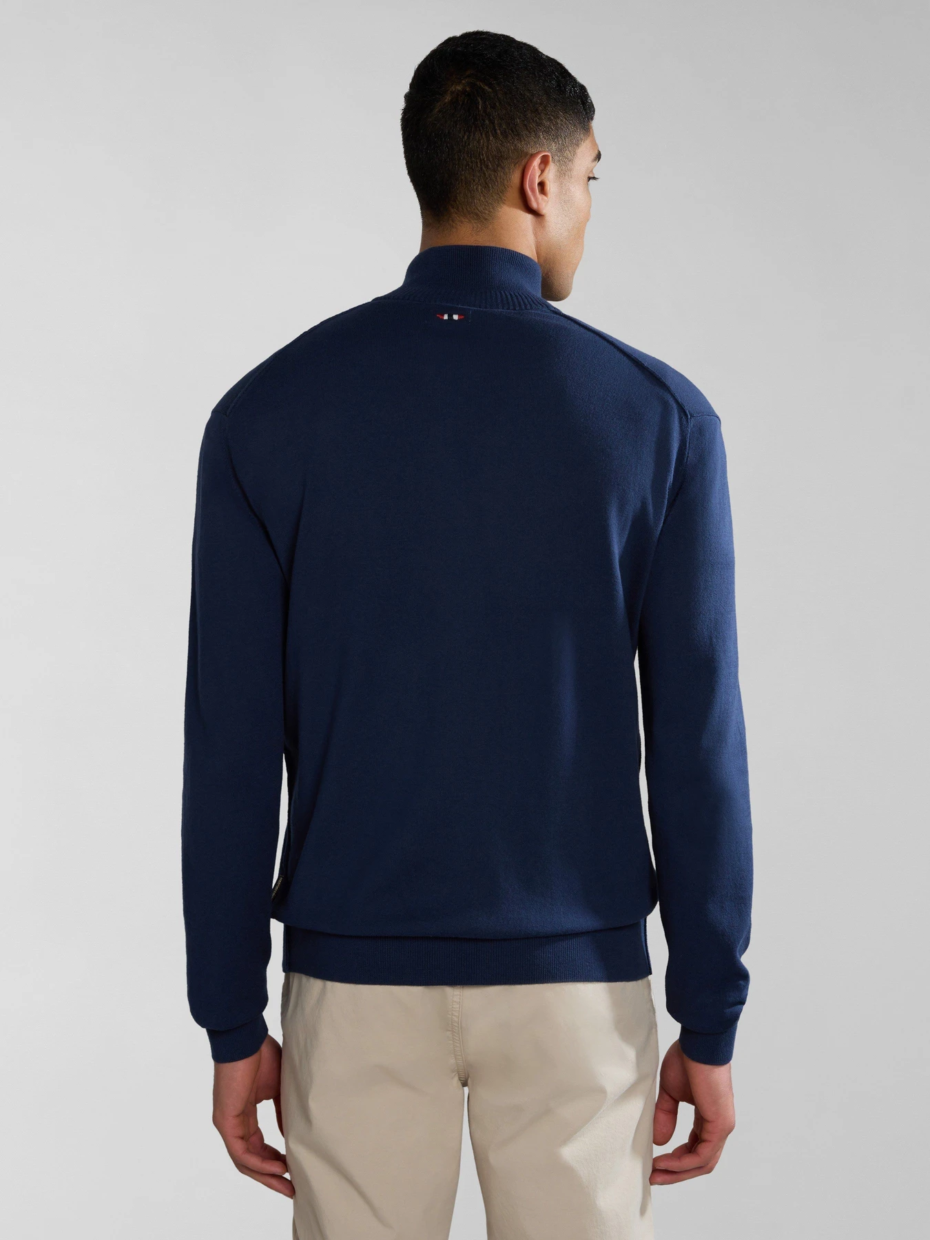 Худи и свитшоты Napapijri Decatur Full-Zip модель NP0A4HUV1761 Худи и свитшоты Napapijri Decatur Full-Zip модель NP0A4HUV1761 Фото