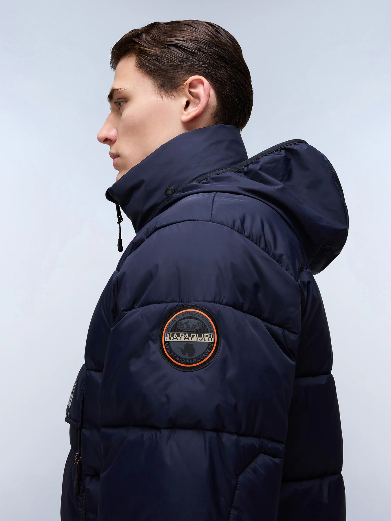 Куртки та дублянки Napapijri Rf Puffer Open модель NP0A4I231761 Куртки та дублянки Napapijri Rf Puffer Open модель NP0A4I231761 Фото