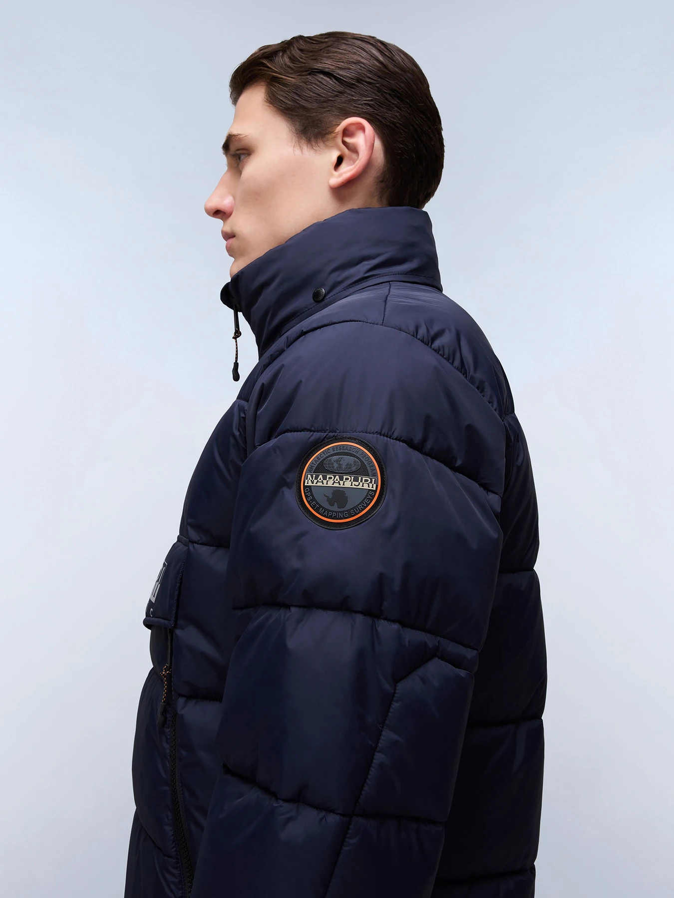 Куртки та дублянки Napapijri Rf Puffer Open модель NP0A4I231761 Куртки та дублянки Napapijri Rf Puffer Open модель NP0A4I231761 Фото