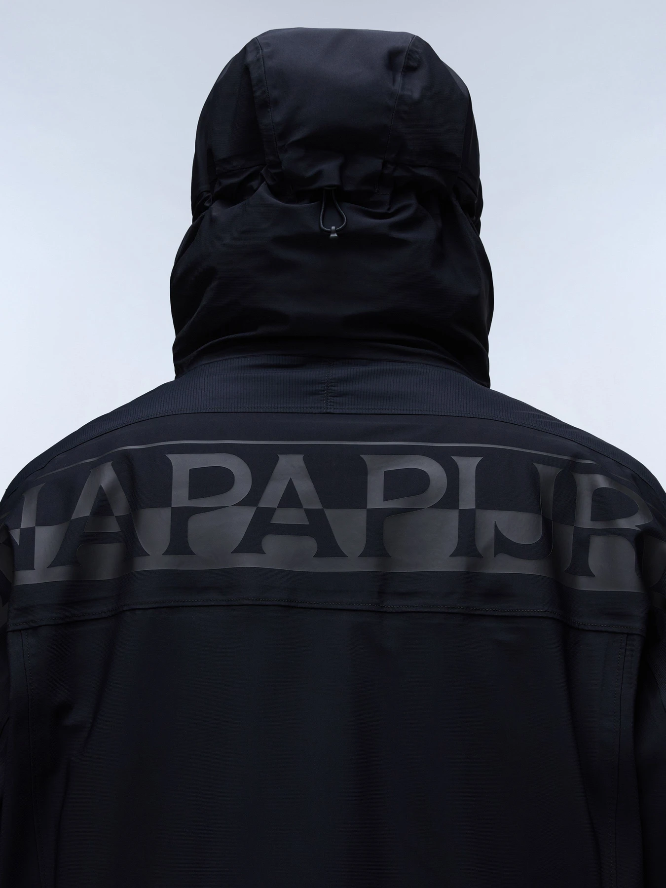 Куртки и дубленки Napapijri Rainforest Tech модель NP0A4I9C0411 Куртки и дубленки Napapijri Rainforest Tech модель NP0A4I9C0411 Фото