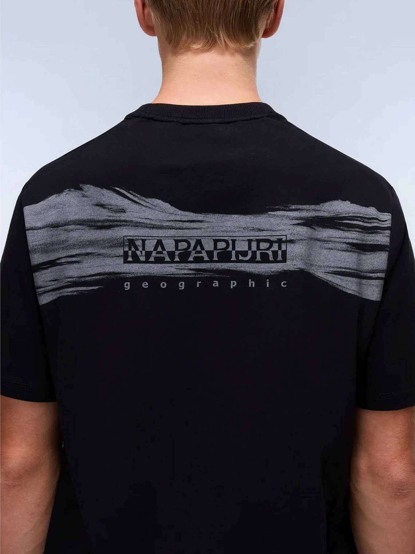 Футболки і поло Napapijri S-BACK GRAPHICS модель NP0A88SU9411 Футболки і поло Napapijri S-BACK GRAPHICS модель NP0A88SU9411 Фото