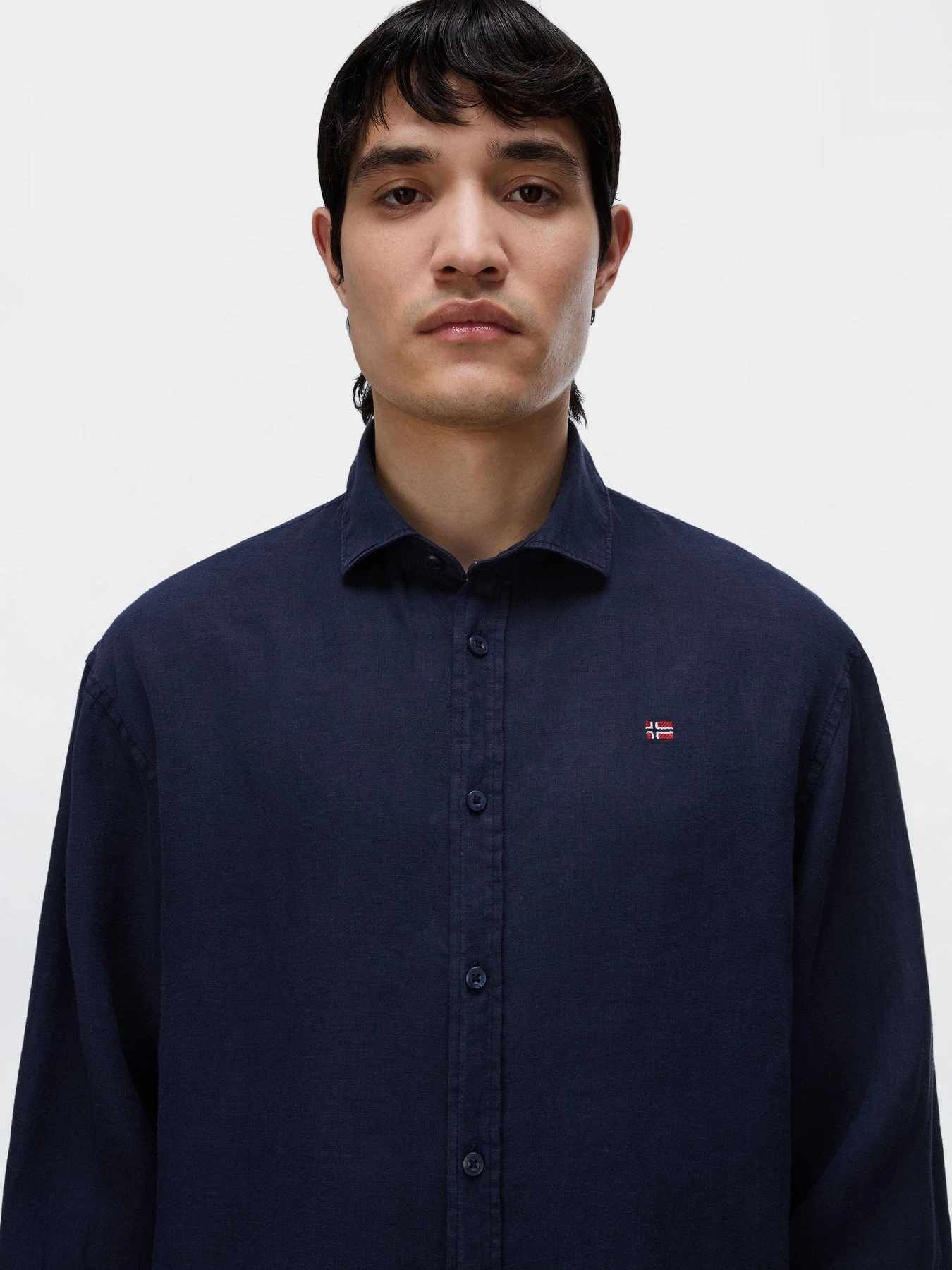 Сорочки Napapijri G-LINEN LS модель NP0A4FYS1761 Сорочки Napapijri G-LINEN LS модель NP0A4FYS1761 Фото