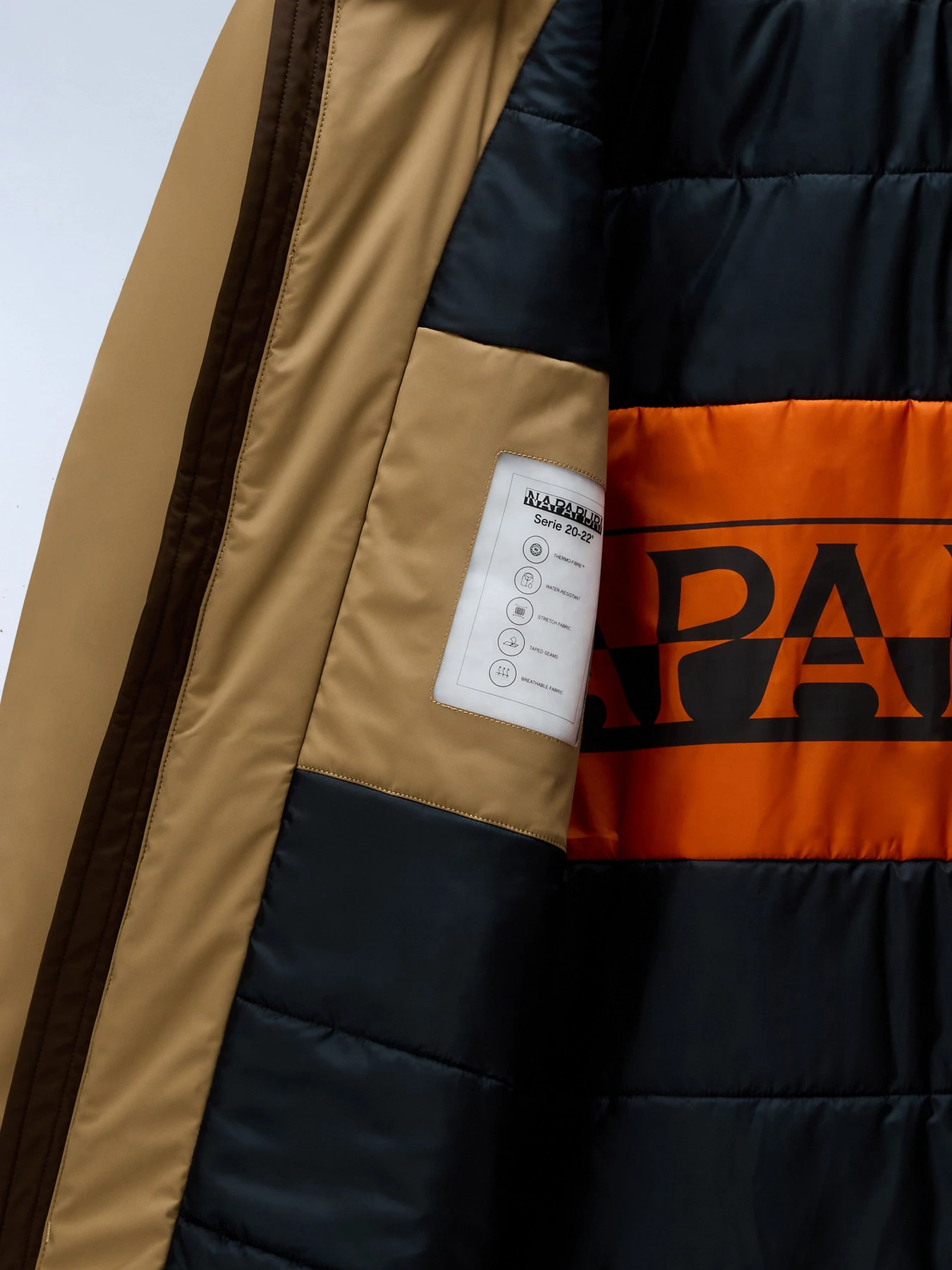 Куртки и дубленки Napapijri SERIE 20-22 PARKA PETRIFIEDOAK модель NP0A8ANNN7C1 Куртки и дубленки Napapijri SERIE 20-22 PARKA PETRIFIEDOAK модель NP0A8ANNN7C1 Фото