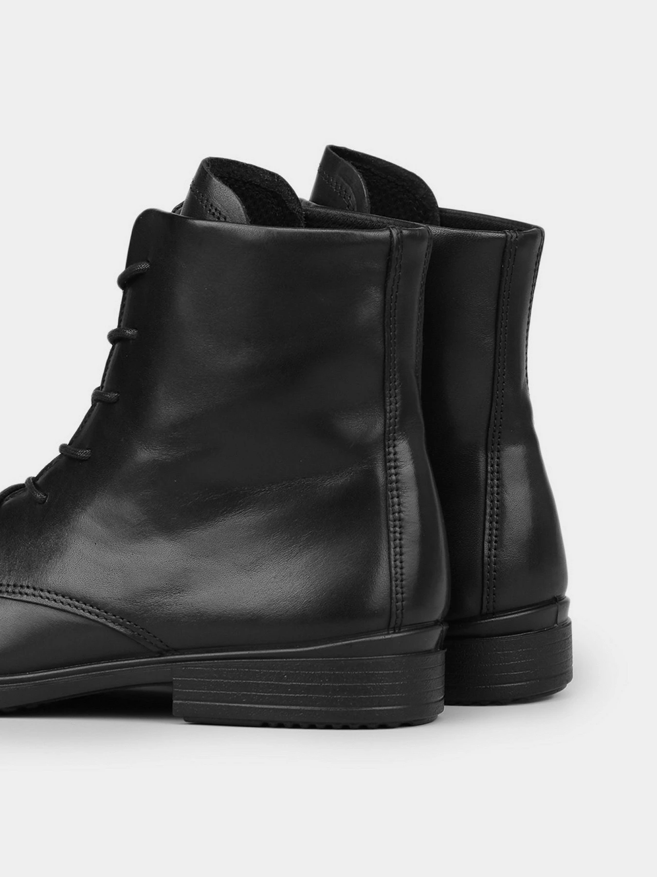 Черевики та чоботи ECCO Touch 15 Lace Chukka модель 21692301001 Черевики та чоботи ECCO Touch 15 Lace Chukka модель 21692301001 Фото