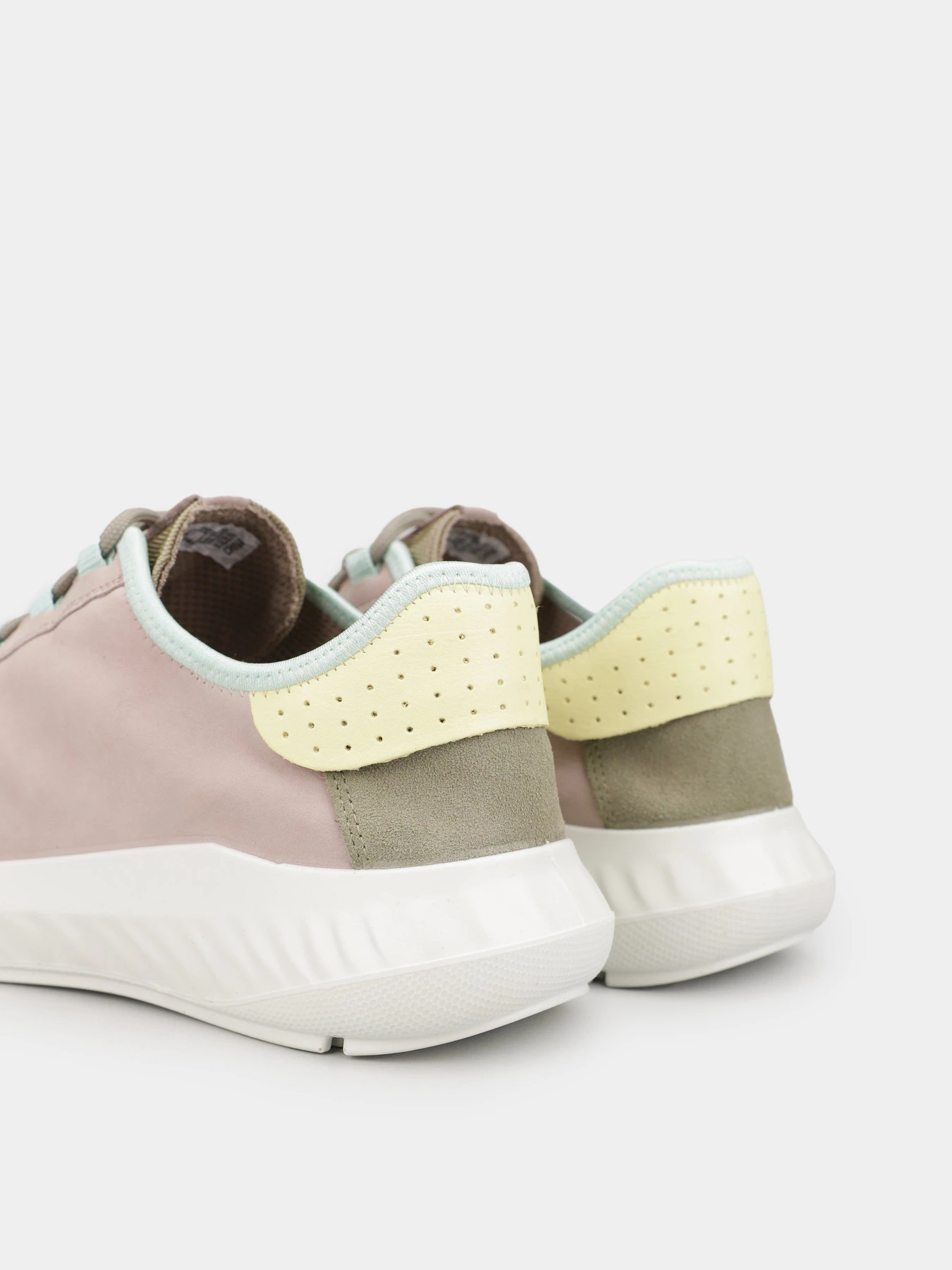Кроссовки ECCO ATH-1FTR модель 20562360332 Кроссовки ECCO ATH-1FTR модель 20562360332 Фото