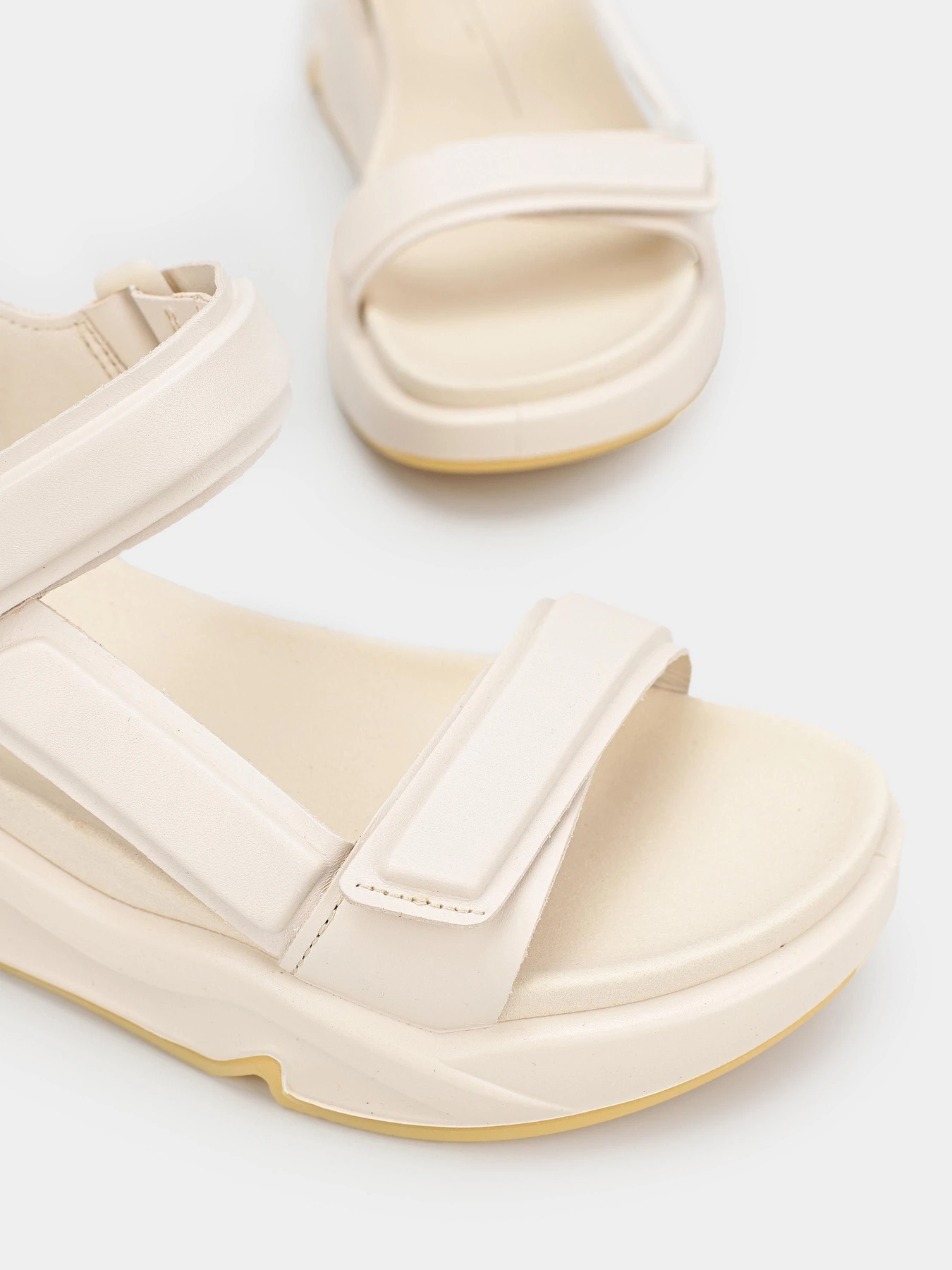 Сандалии ECCO Chunky модель 20332301378 Сандалии ECCO Chunky модель 20332301378 Фото