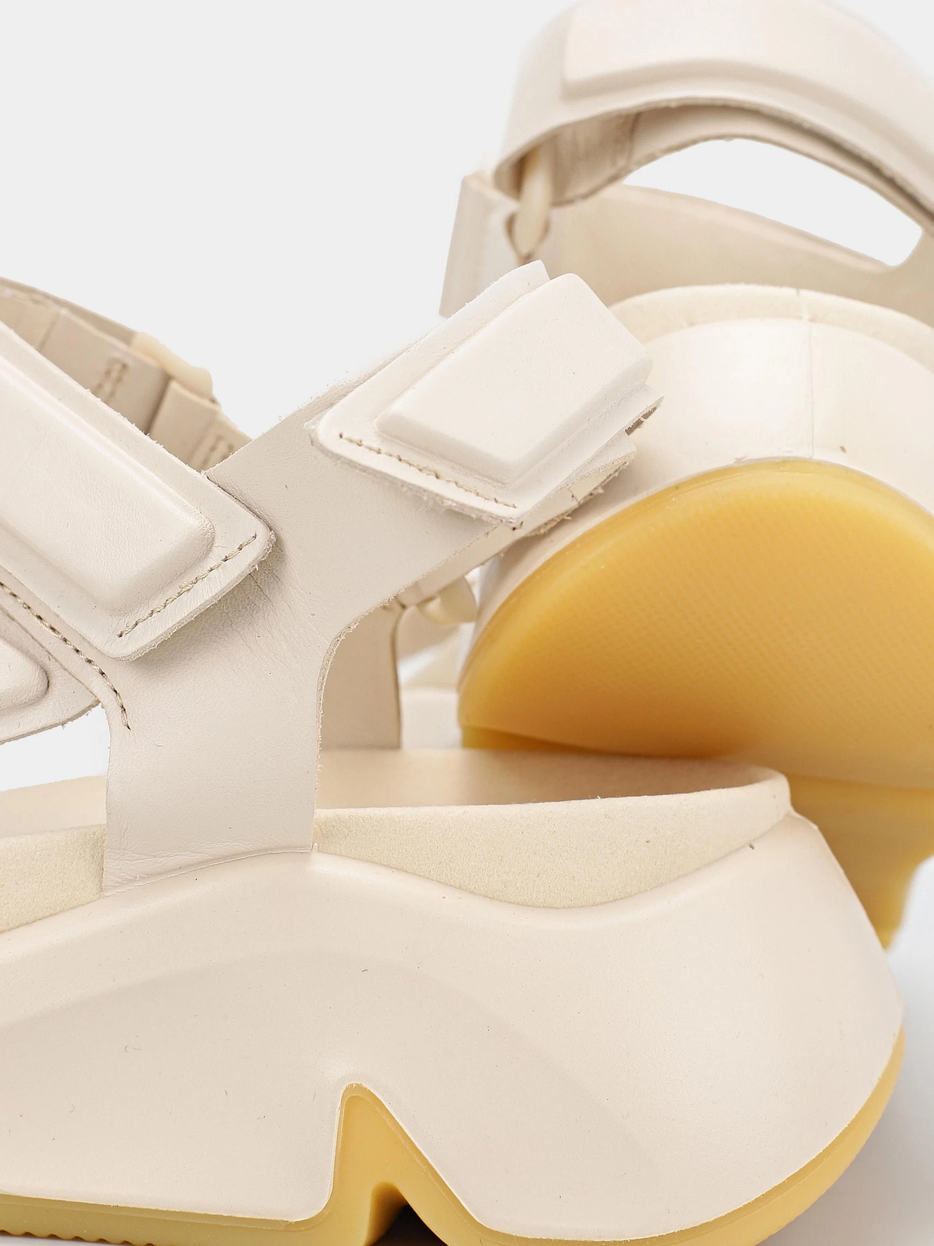 Сандалии ECCO Chunky модель 20332301378 Сандалии ECCO Chunky модель 20332301378 Фото