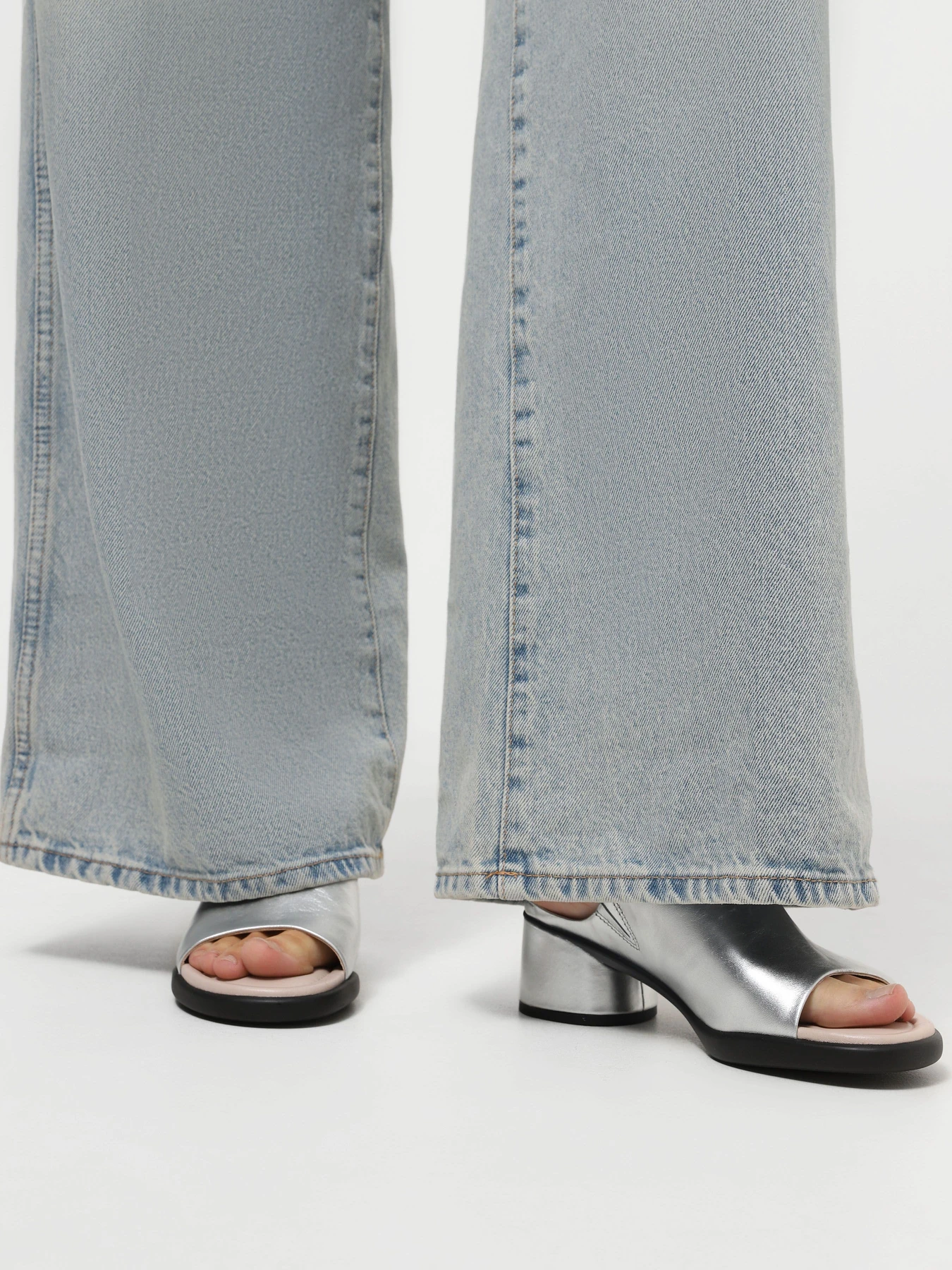 Шлёпанцы ECCO SCULPTED SANDAL LX 35 модель 22278301682 Фото