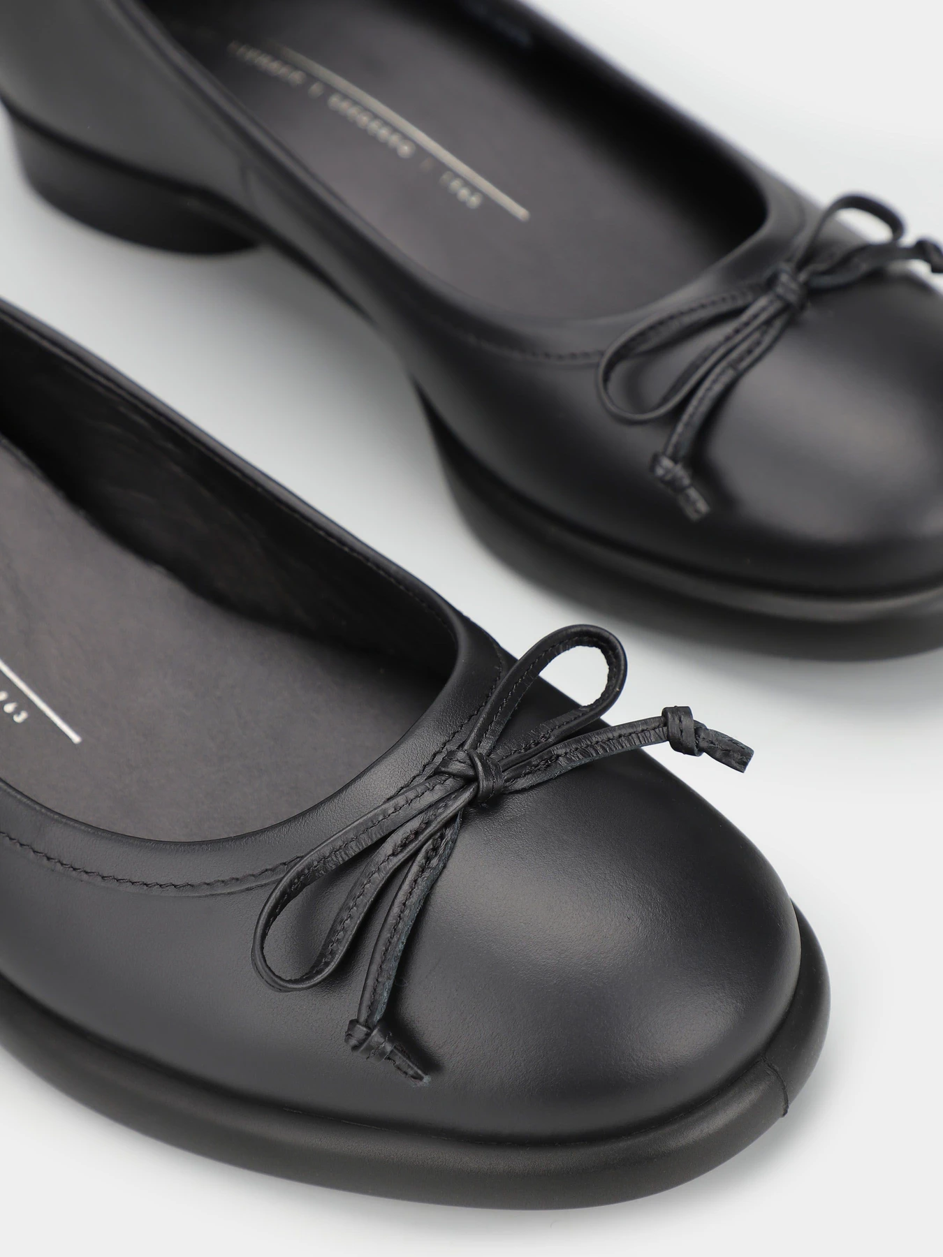 Туфли и лоферы ECCO Sculpted LX 15 Bow модель 22232301001 Фото