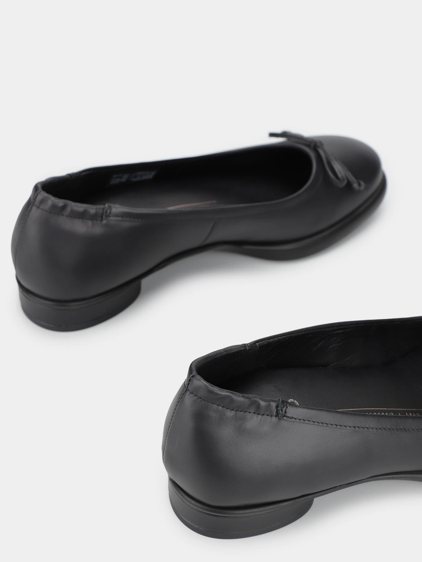 Туфли и лоферы ECCO Sculpted LX 15 Bow модель 22232301001 Фото