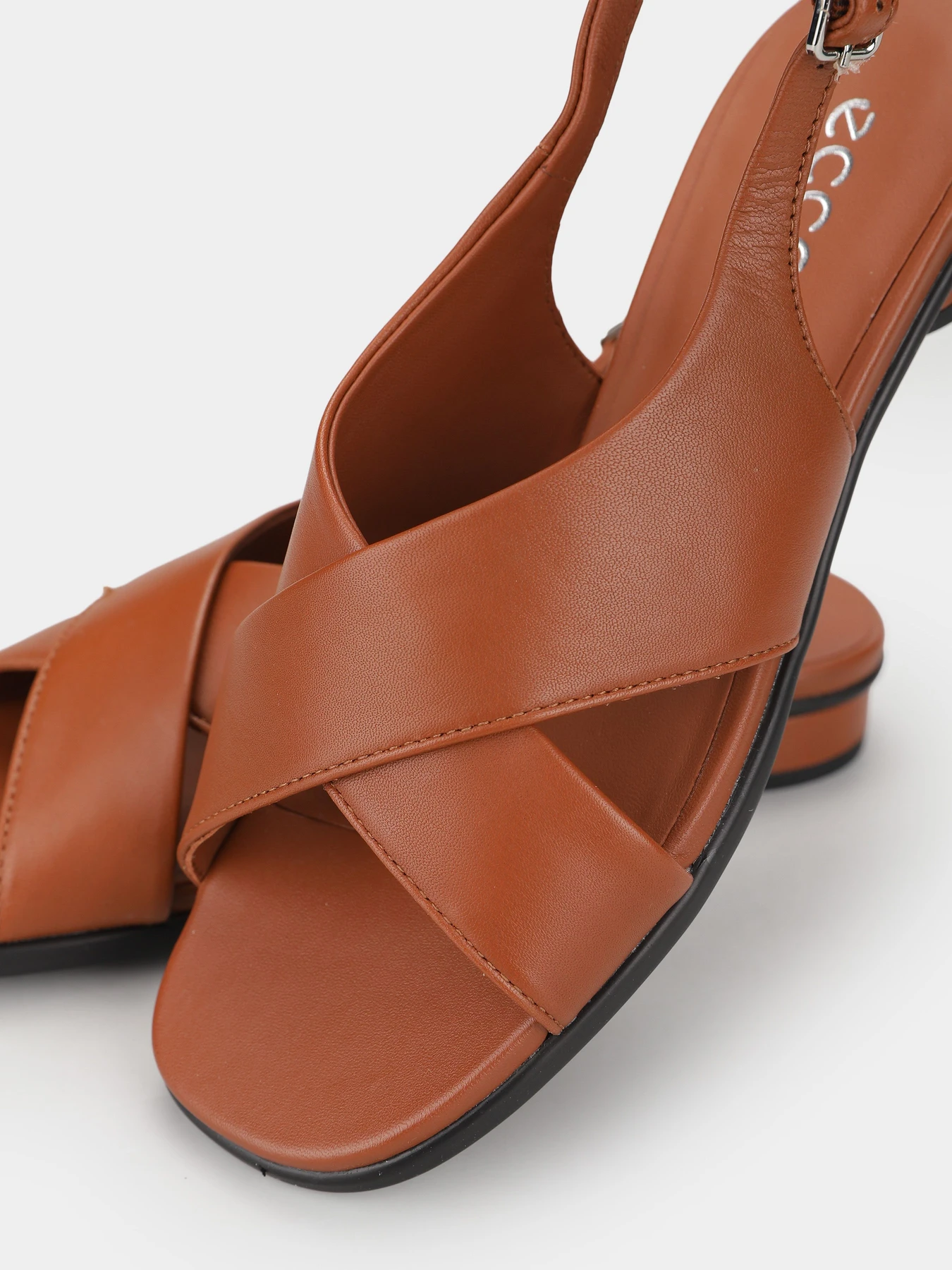 Босоніжки ECCO SCULPTED ALBA 25 модель 23383301014 Босоніжки ECCO SCULPTED ALBA 25 модель 23383301014 Фото