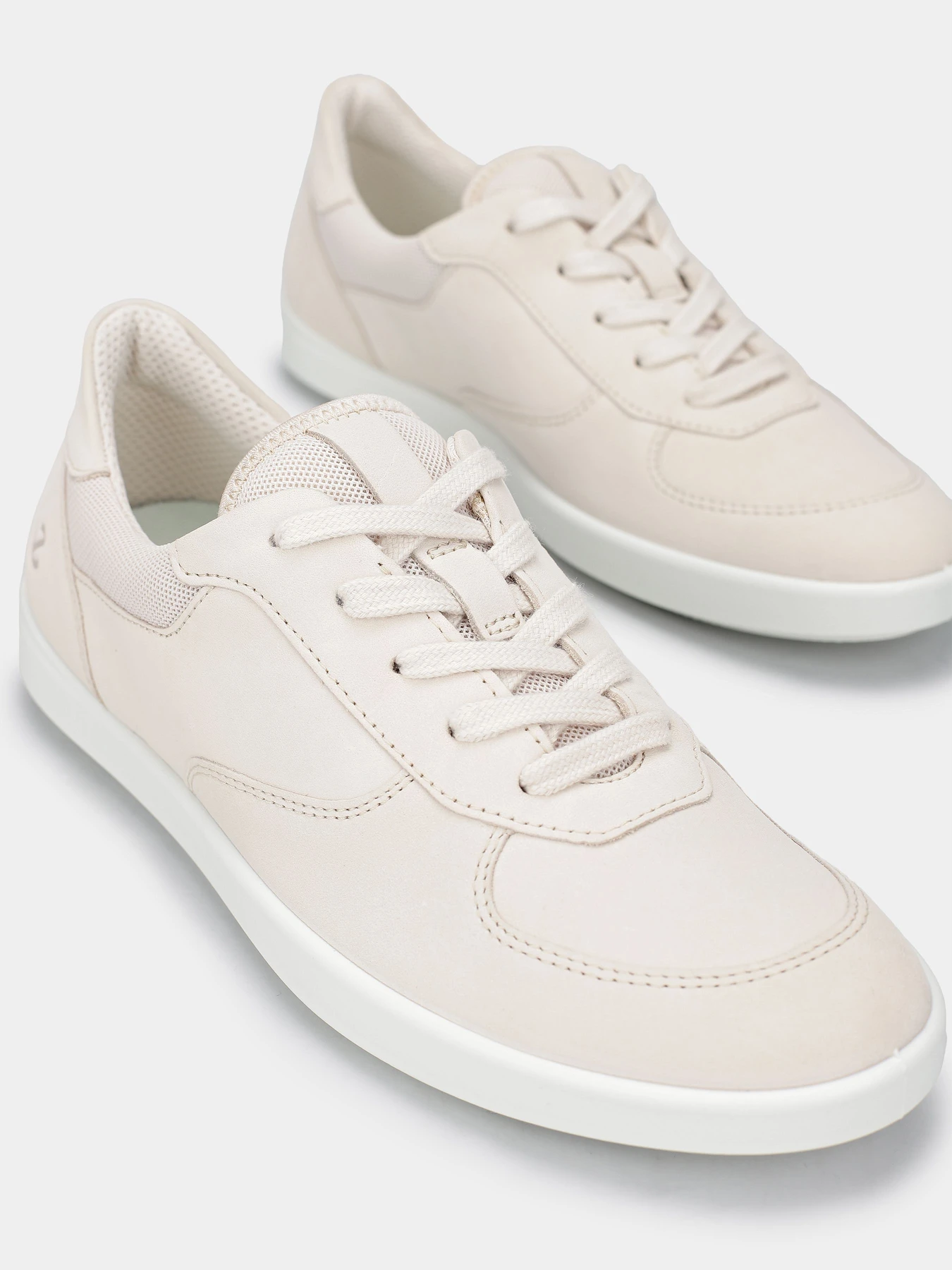 Кеды ECCO LEISURE W модель 20515302378 Кеды ECCO LEISURE W модель 20515302378 Фото