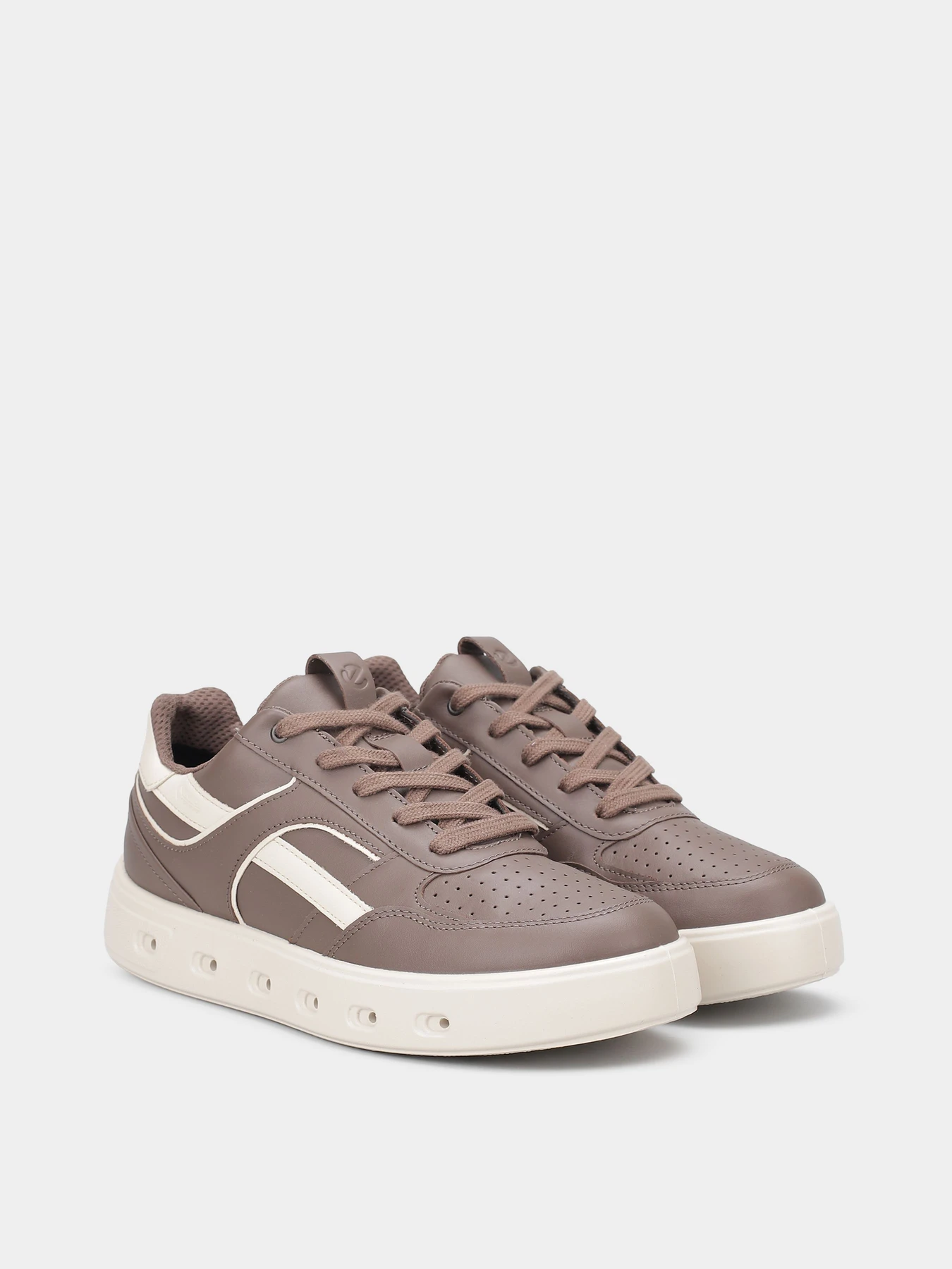 Кеды ECCO STREET 720 W модель 20978361871 Кеды ECCO STREET 720 W модель 20978361871 Фото