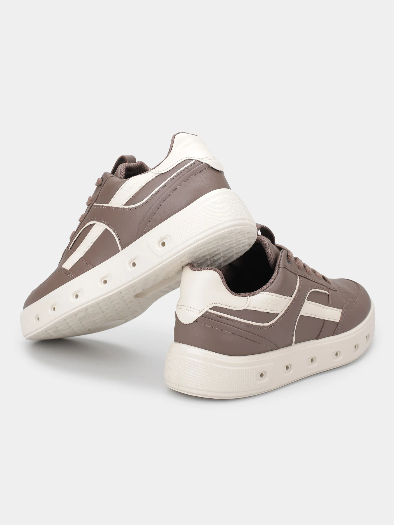 Кеды ECCO STREET 720 W модель 20978361871 Кеды ECCO STREET 720 W модель 20978361871 Фото