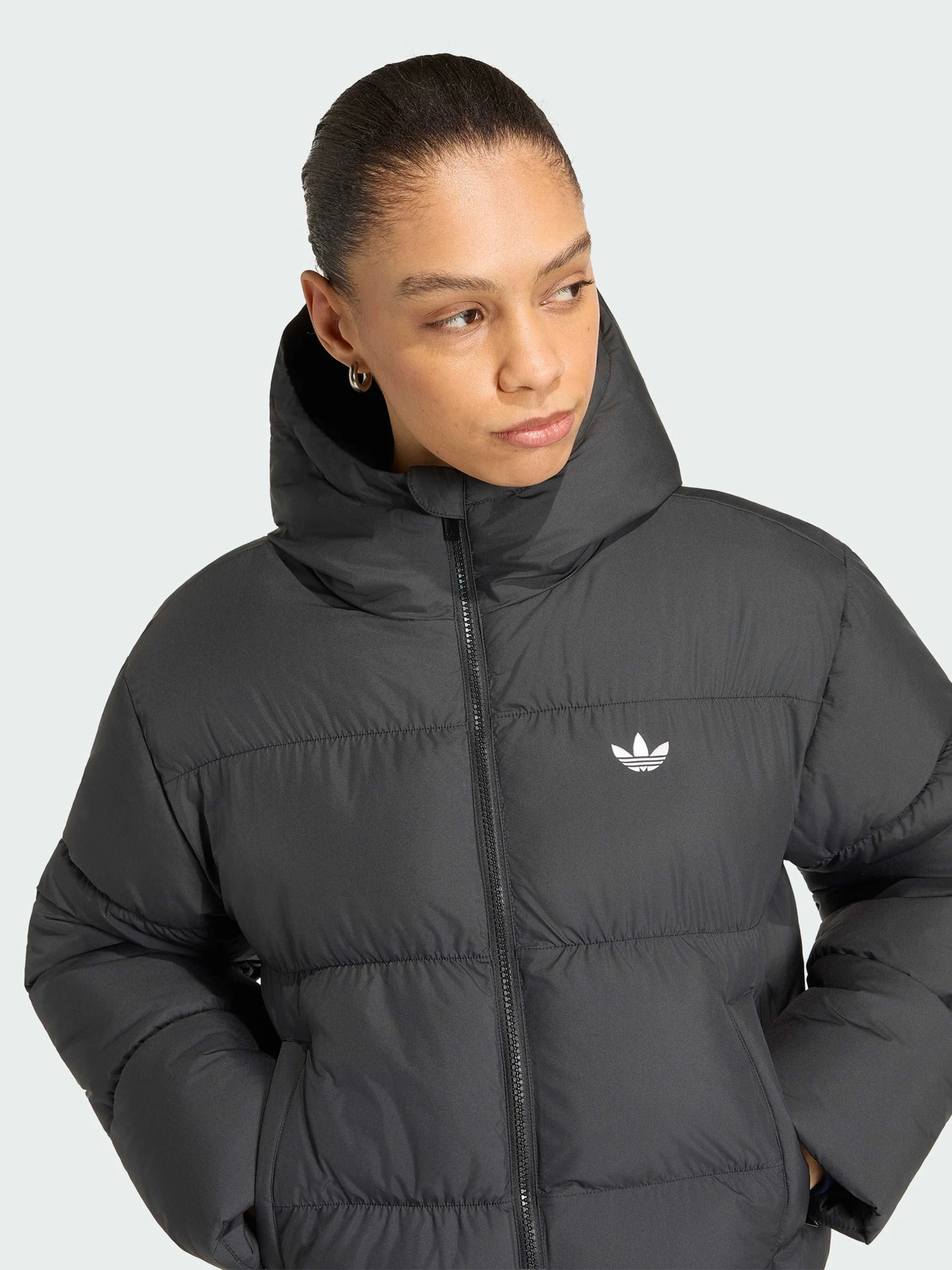 Куртки и дубленки Adidas модель KT4236 Куртки и дубленки Adidas модель KT4236 Фото