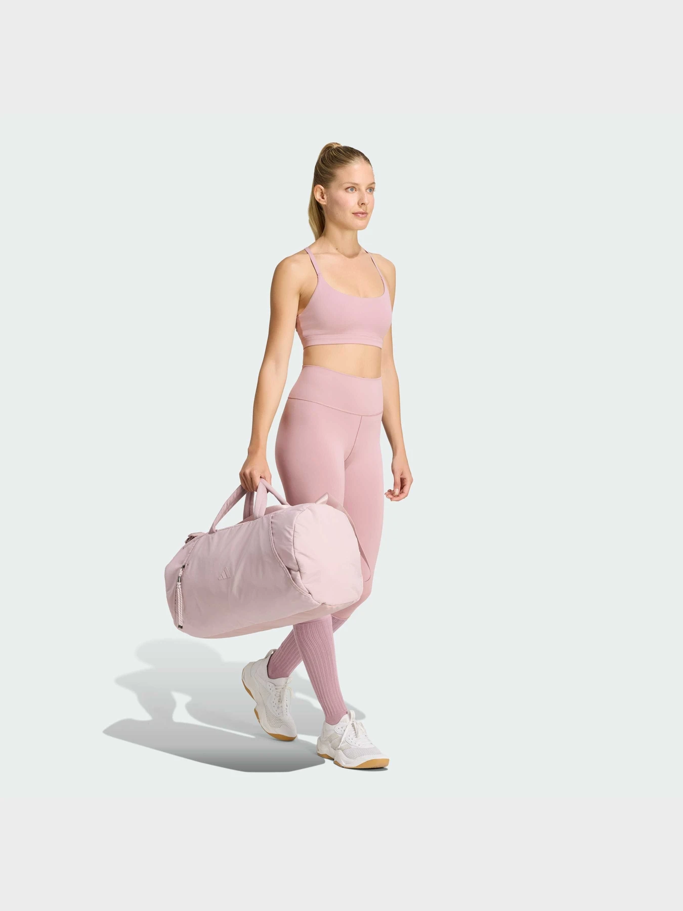 Футболки и поло Adidas модель KS6001 Футболки и поло Adidas модель KS6001 Фото