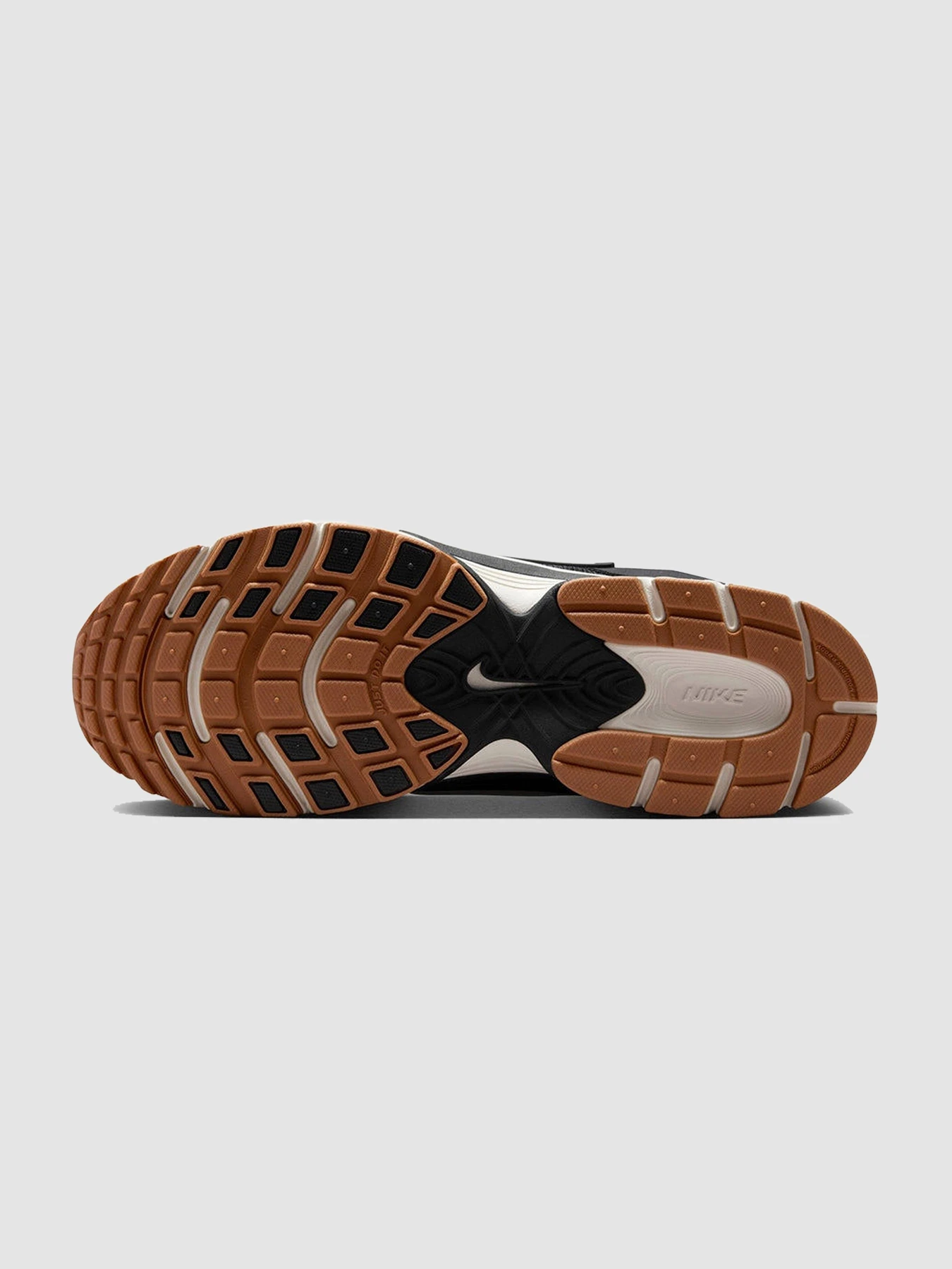 Кроссовки NIKE V5 Rnr модель II6292-004 Фото