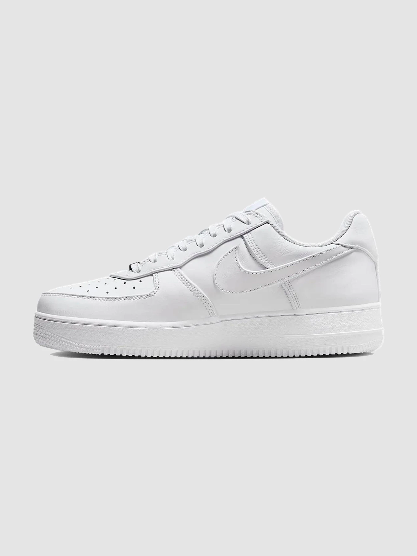 Кросівки NIKE Air Force 1 Low модель IM3078-100 Кросівки NIKE Air Force 1 Low модель IM3078-100 Фото