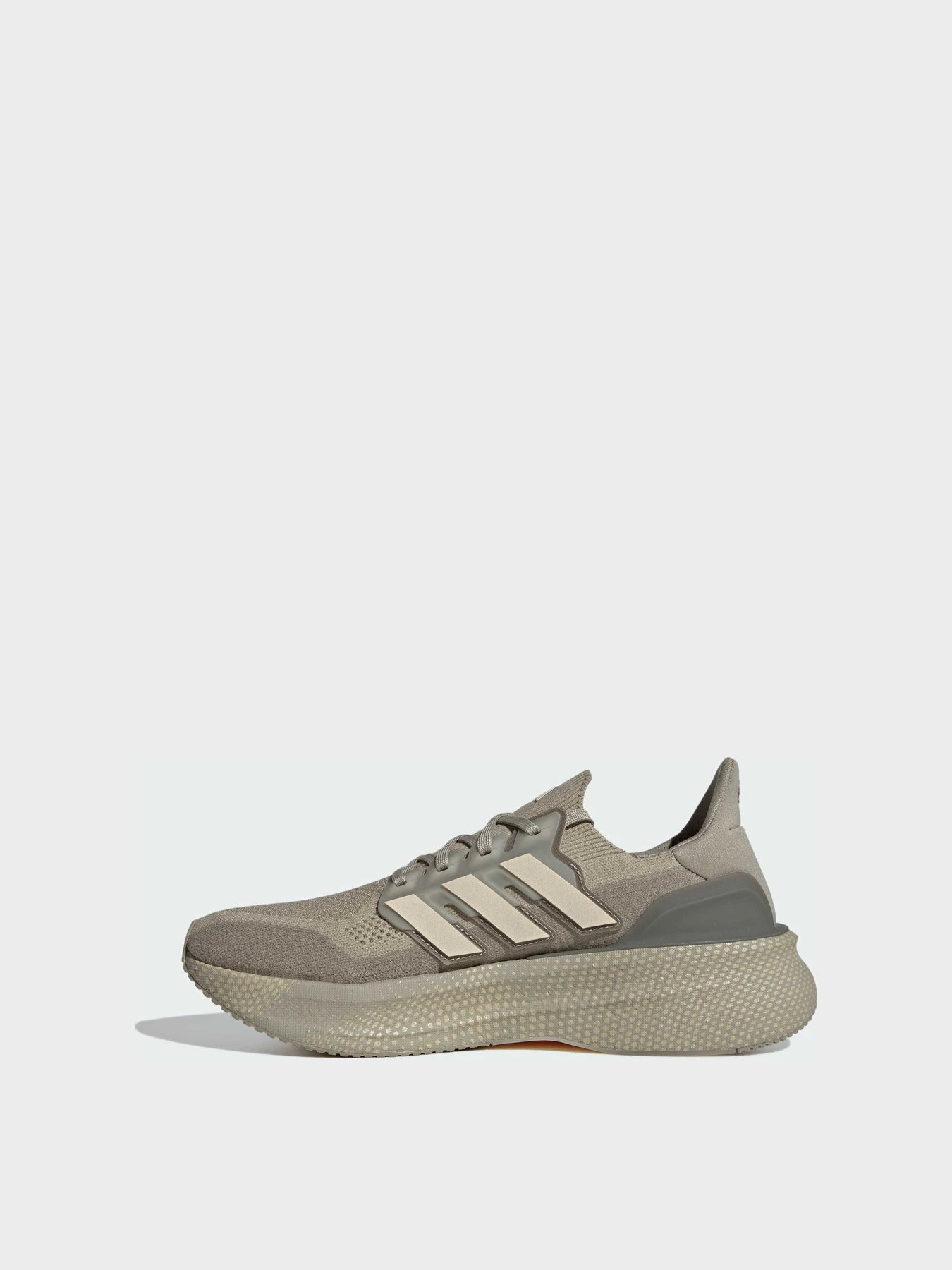 Кросівки Adidas Ultraboost модель JQ7048 Фото