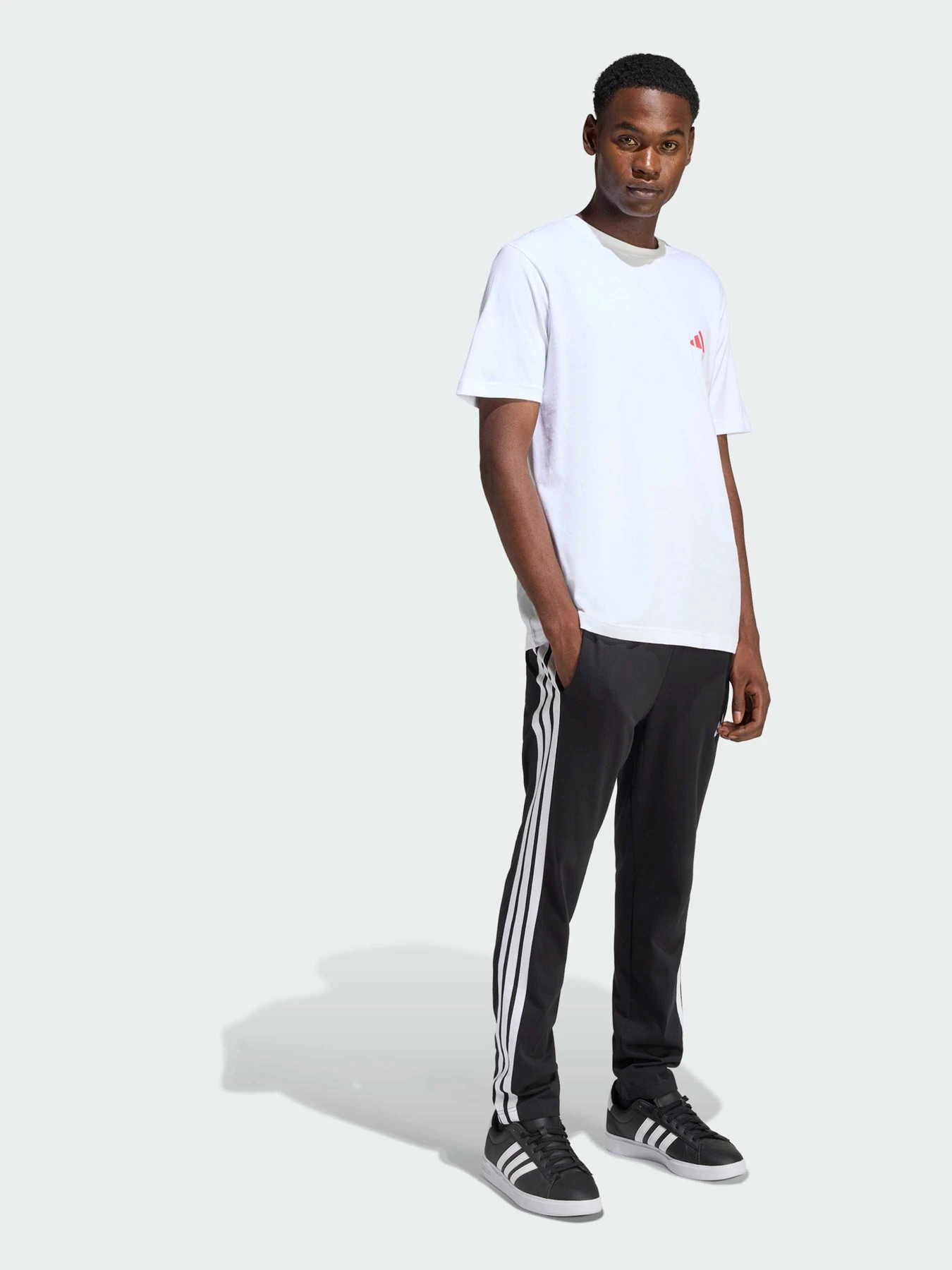 Футболки і поло Adidas модель JZ5023 Футболки і поло Adidas модель JZ5023 Фото