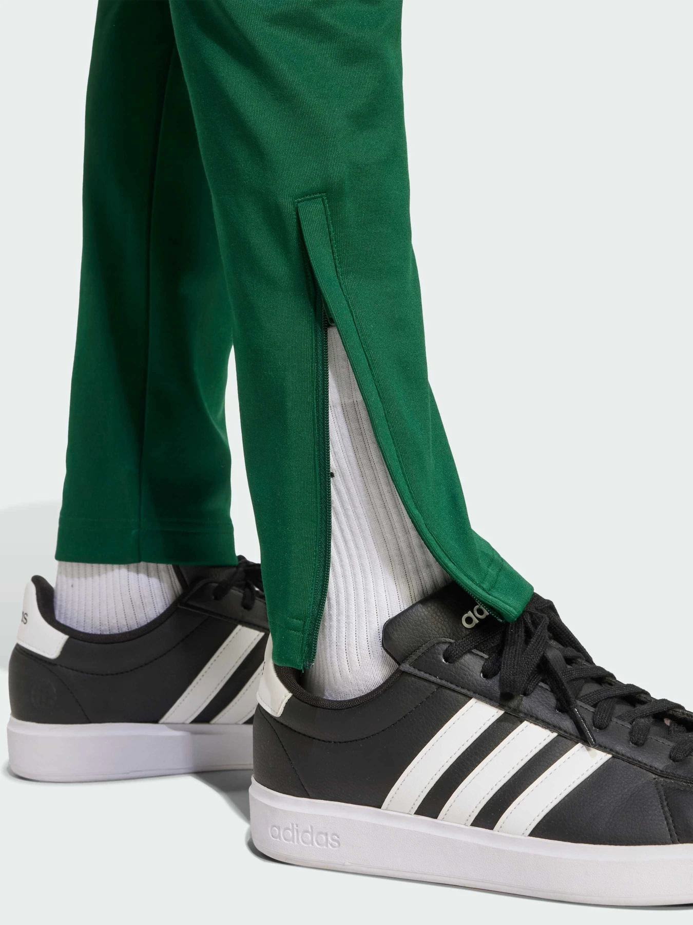 Штани Adidas Tiro модель JN2574 Штани Adidas Tiro модель JN2574 Фото