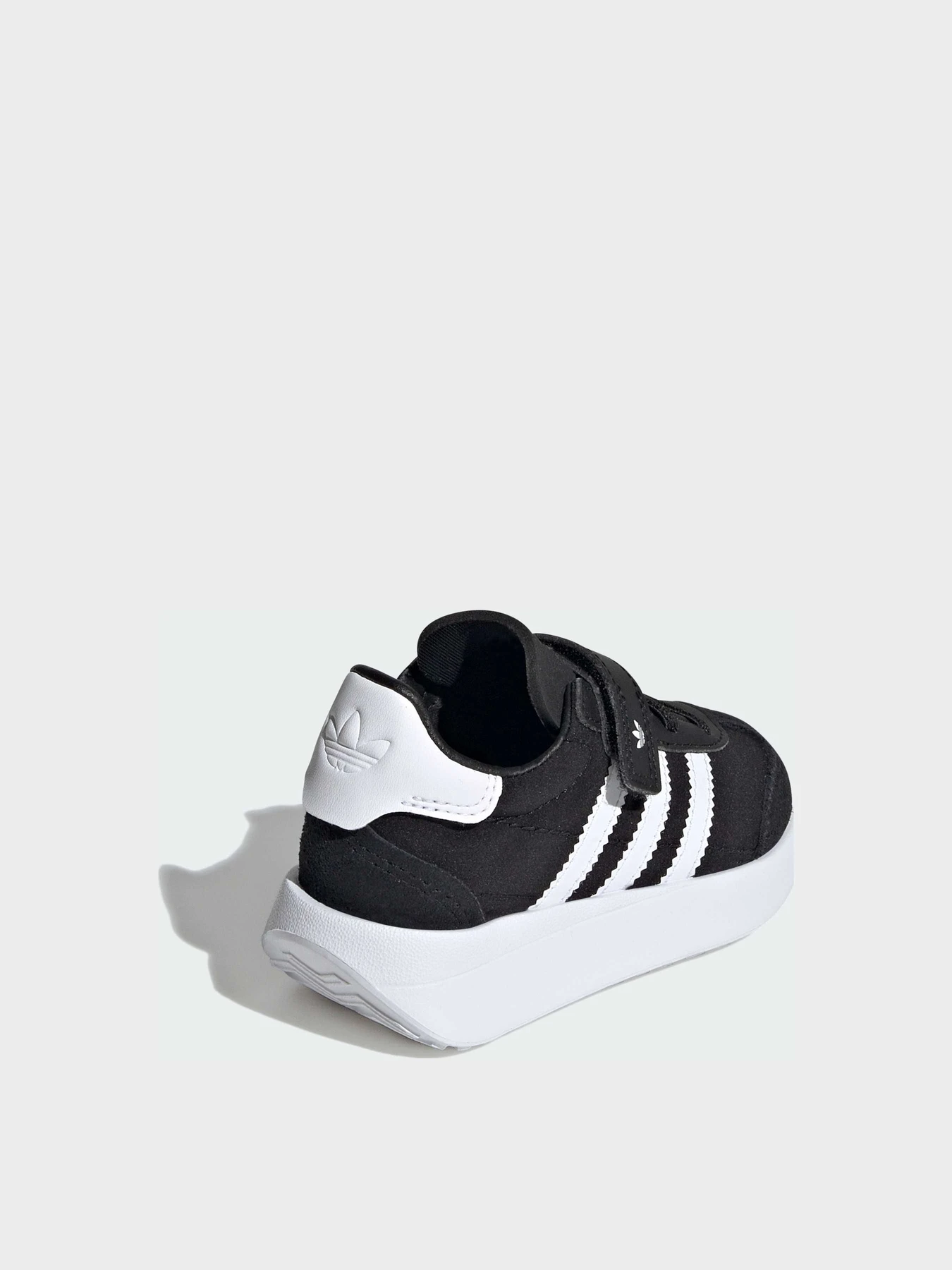 Кросівки Adidas модель IF6159 Фото