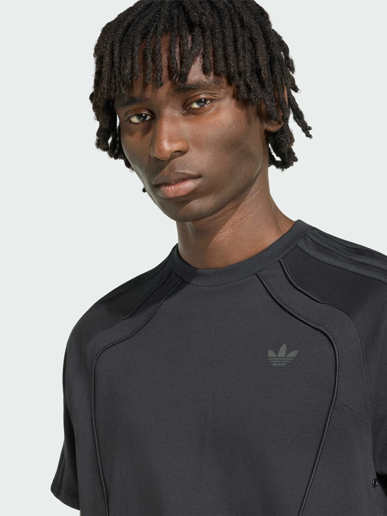 Футболки і поло Adidas модель KQ8953 Футболки і поло Adidas модель KQ8953 Фото