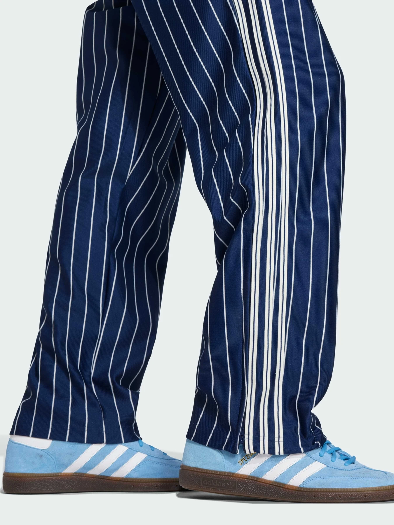 Штани Adidas модель KR7231 Штани Adidas модель KR7231 Фото