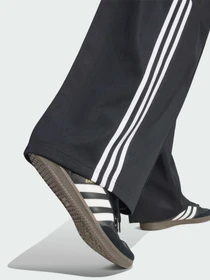 Штани Adidas Adicolor модель KS7530 Фото