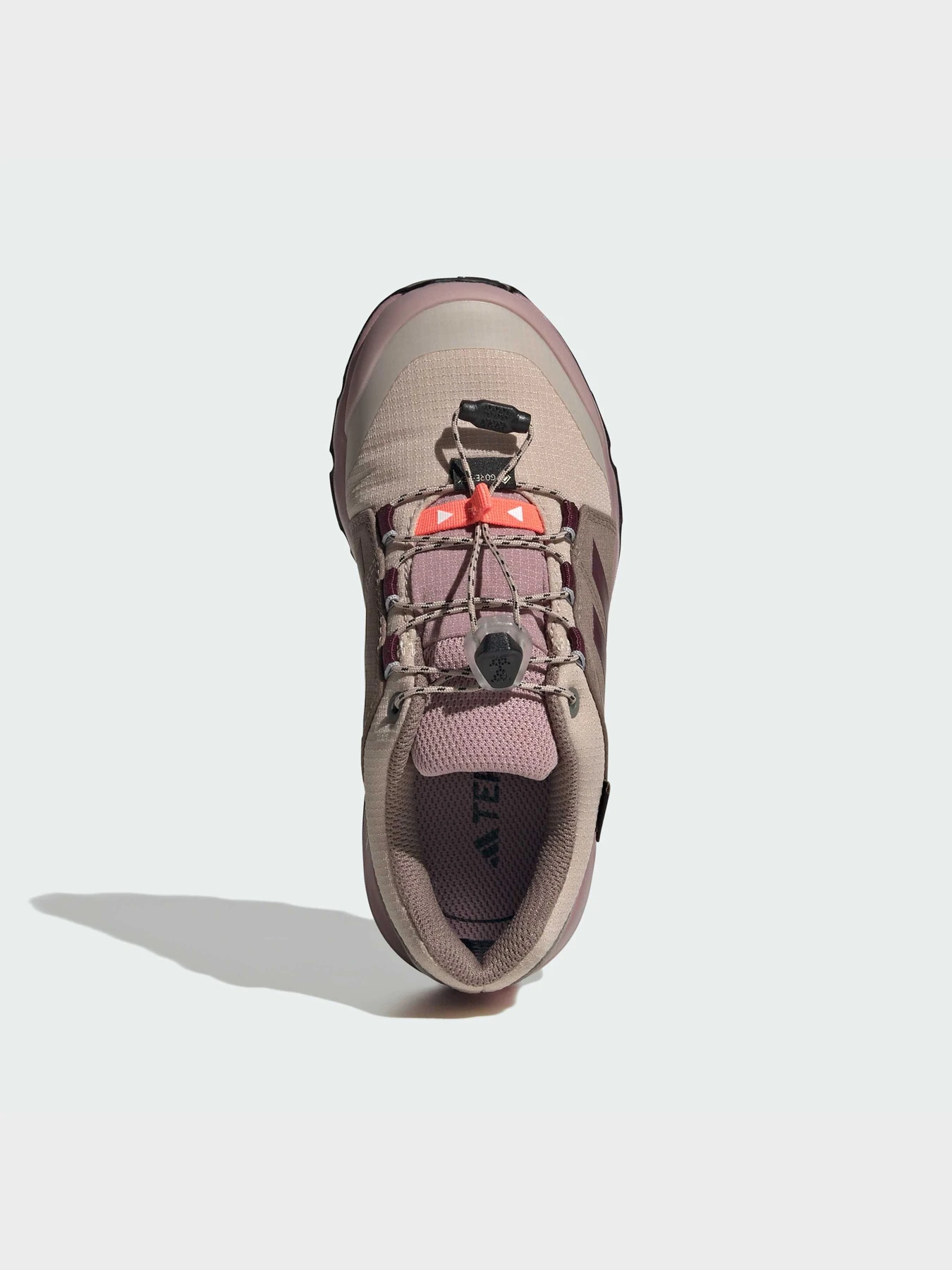 Кросівки Adidas модель KI5837 Кросівки Adidas модель KI5837 Фото