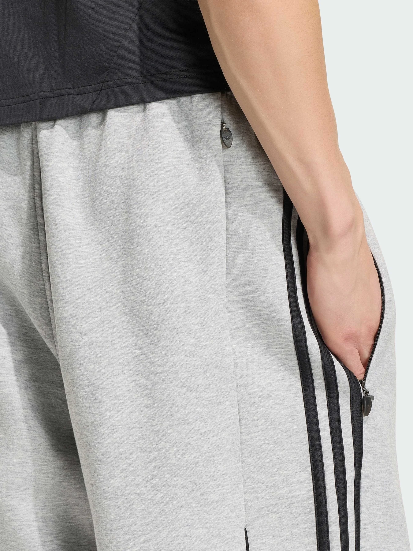 Штани Adidas модель KR7073 Фото