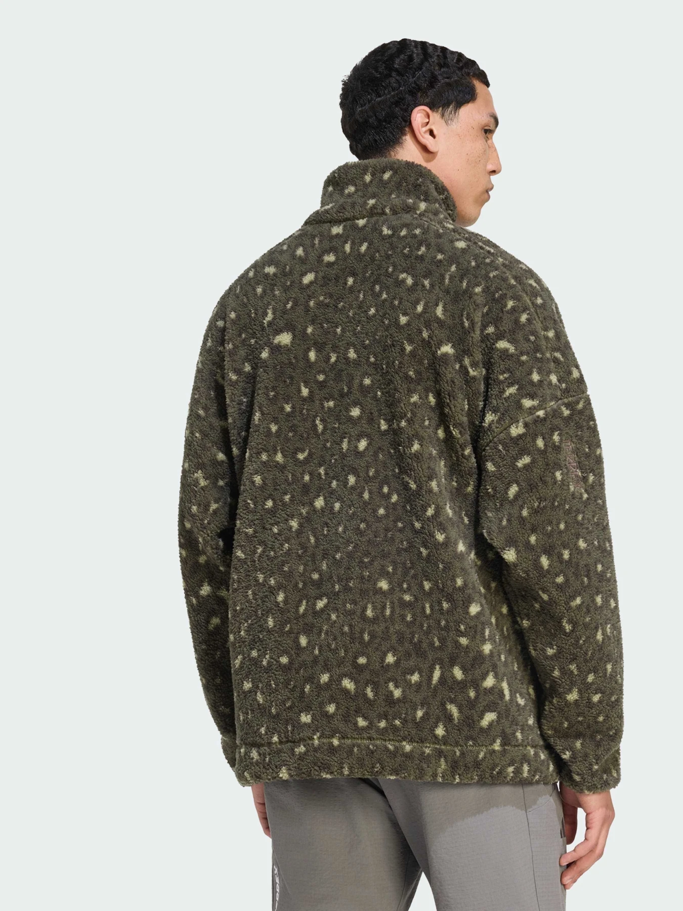 Худи и свитшоты Adidas модель KQ6614 Худи и свитшоты Adidas модель KQ6614 Фото