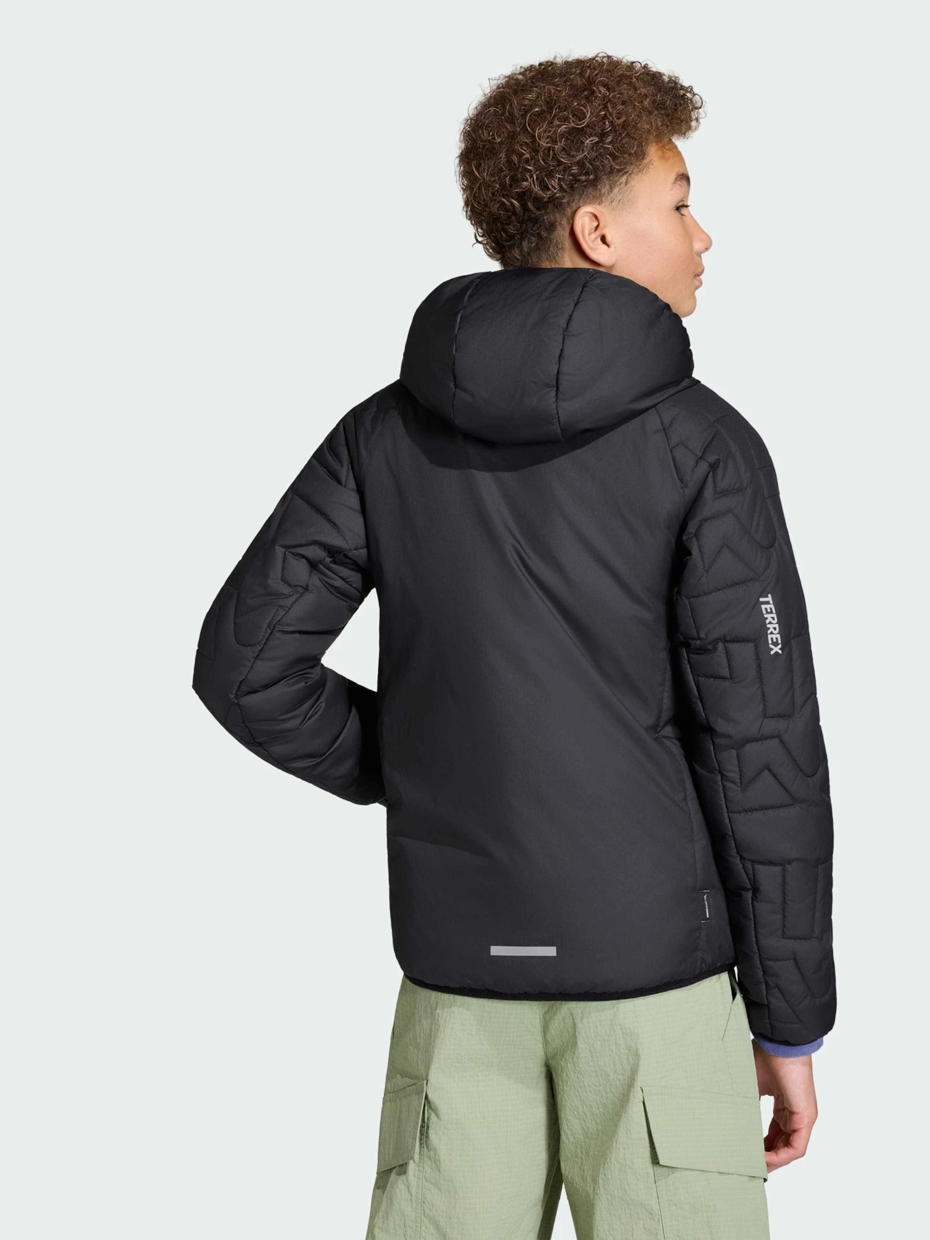 Куртки та дублянки Adidas модель JY2434 Куртки та дублянки Adidas модель JY2434 Фото